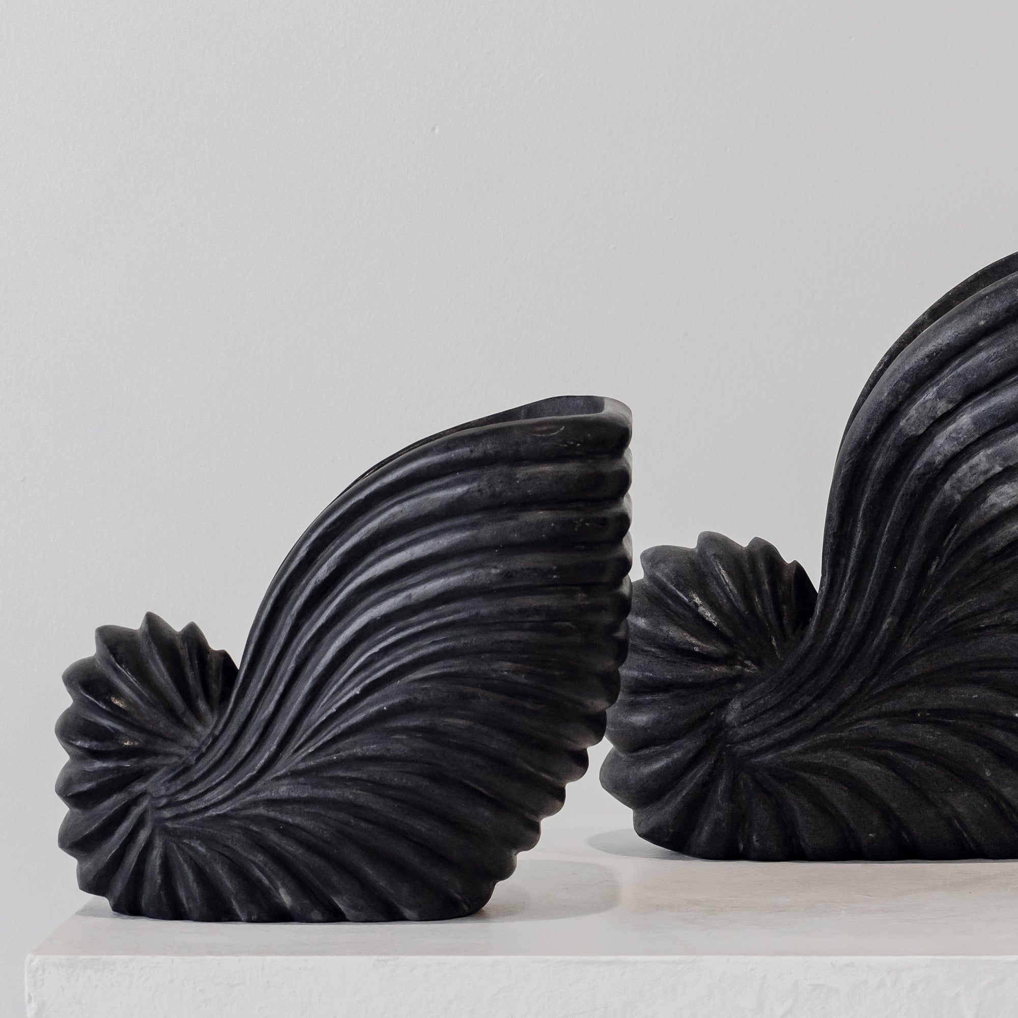 Amina Marble Shell - Black