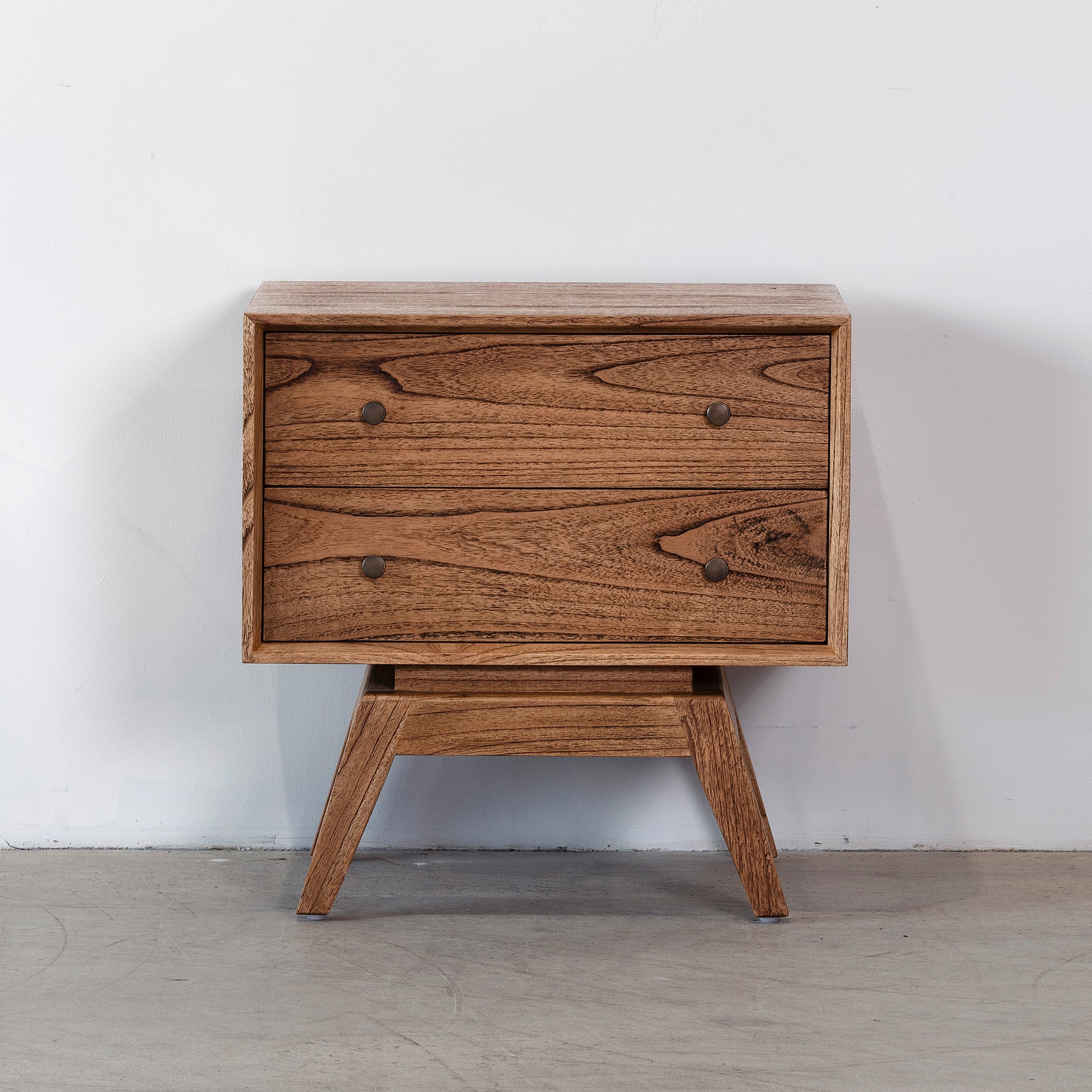 Sari Bedside - Antique Mindi