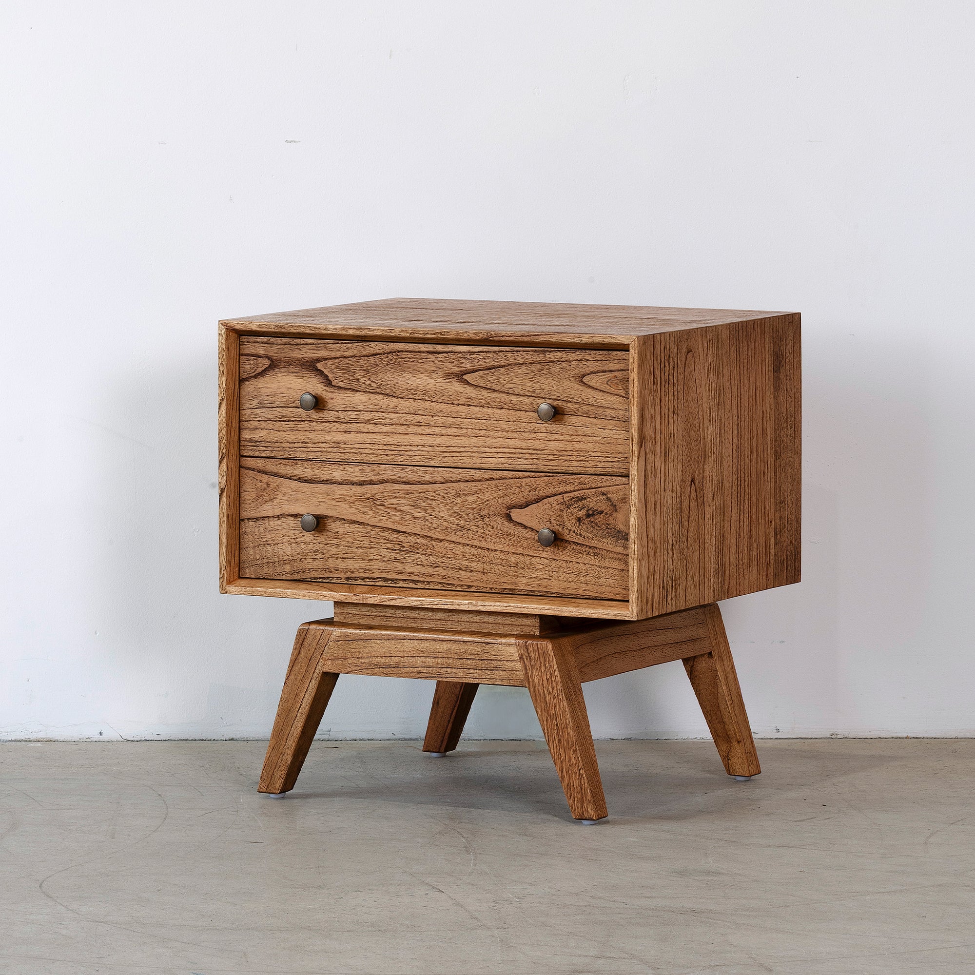 Sari Bedside - Antique Mindi