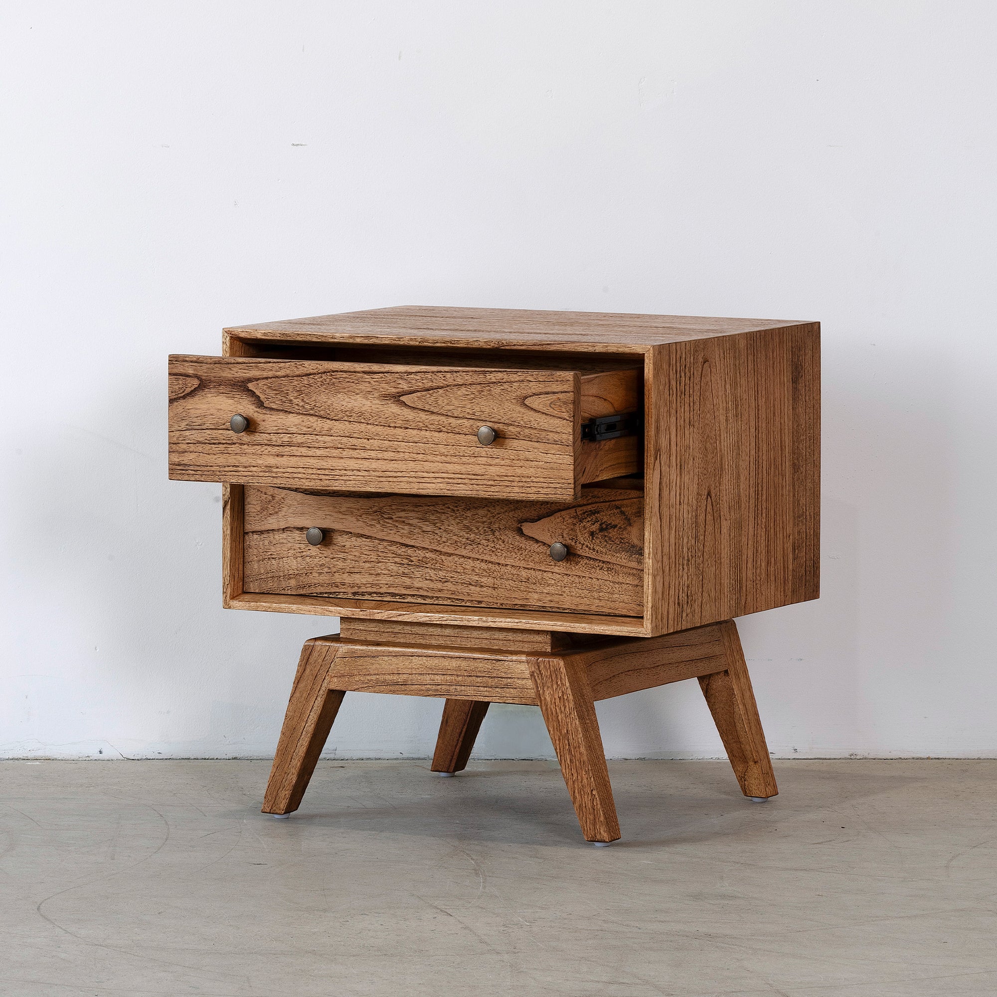 Sari Bedside - Antique Mindi