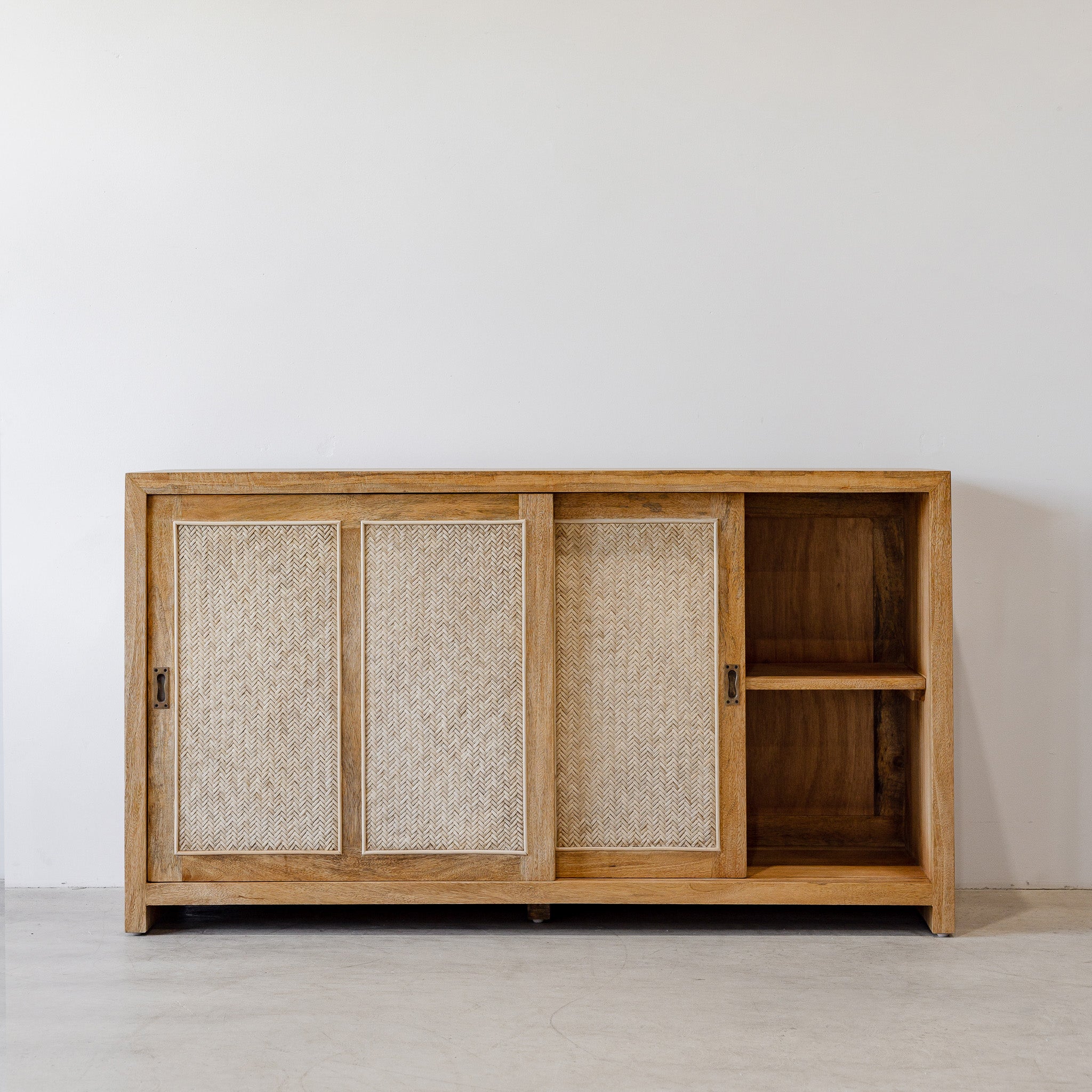 Bianca 2 Door Buffet - Rustic Matte/Weave