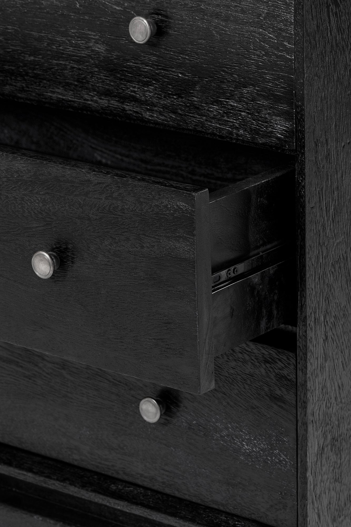 Sari Chest 3x3 - Black