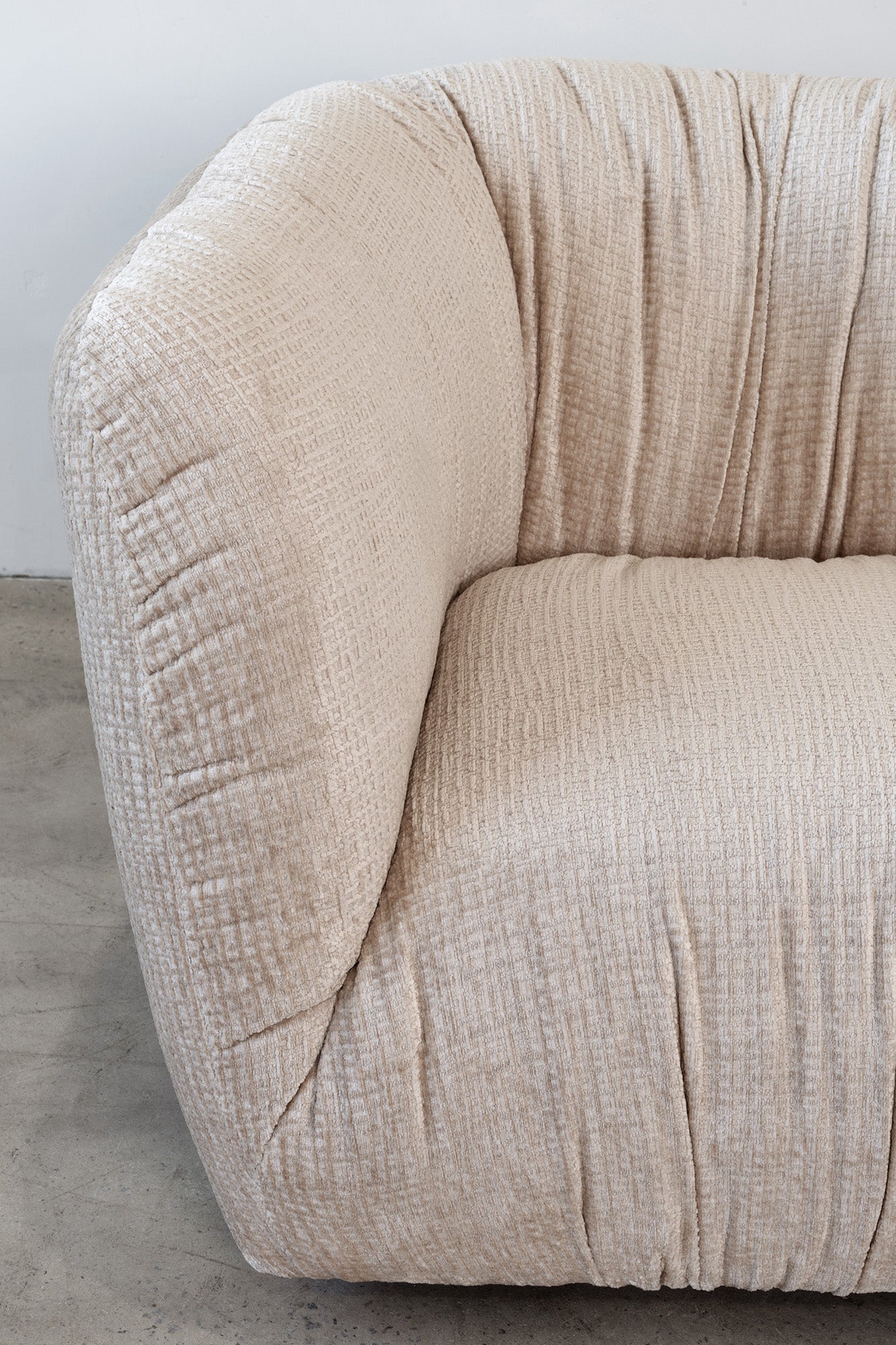 Astoria Swivel Chair - Natural