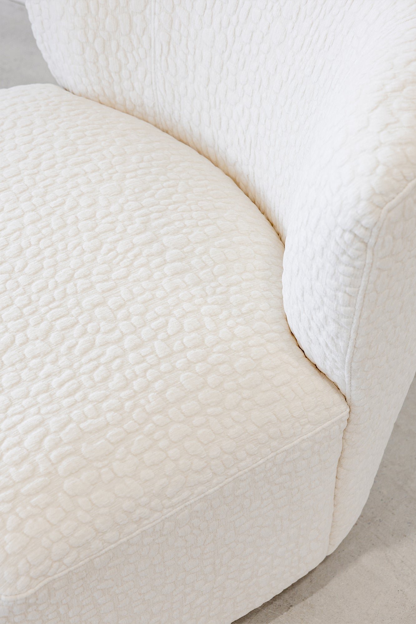 Knox Swivel Chair - Cream