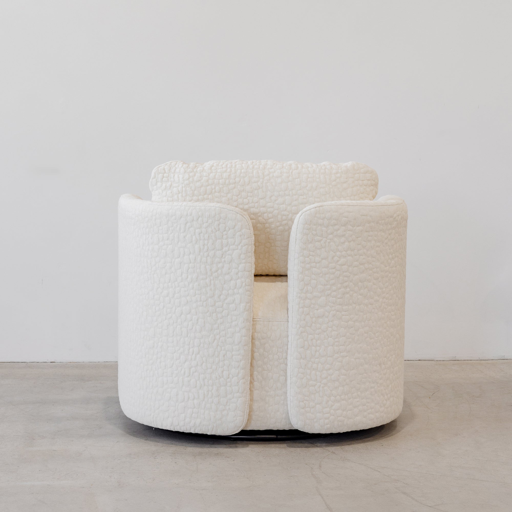 Phoenix Swivel Chair - Cream