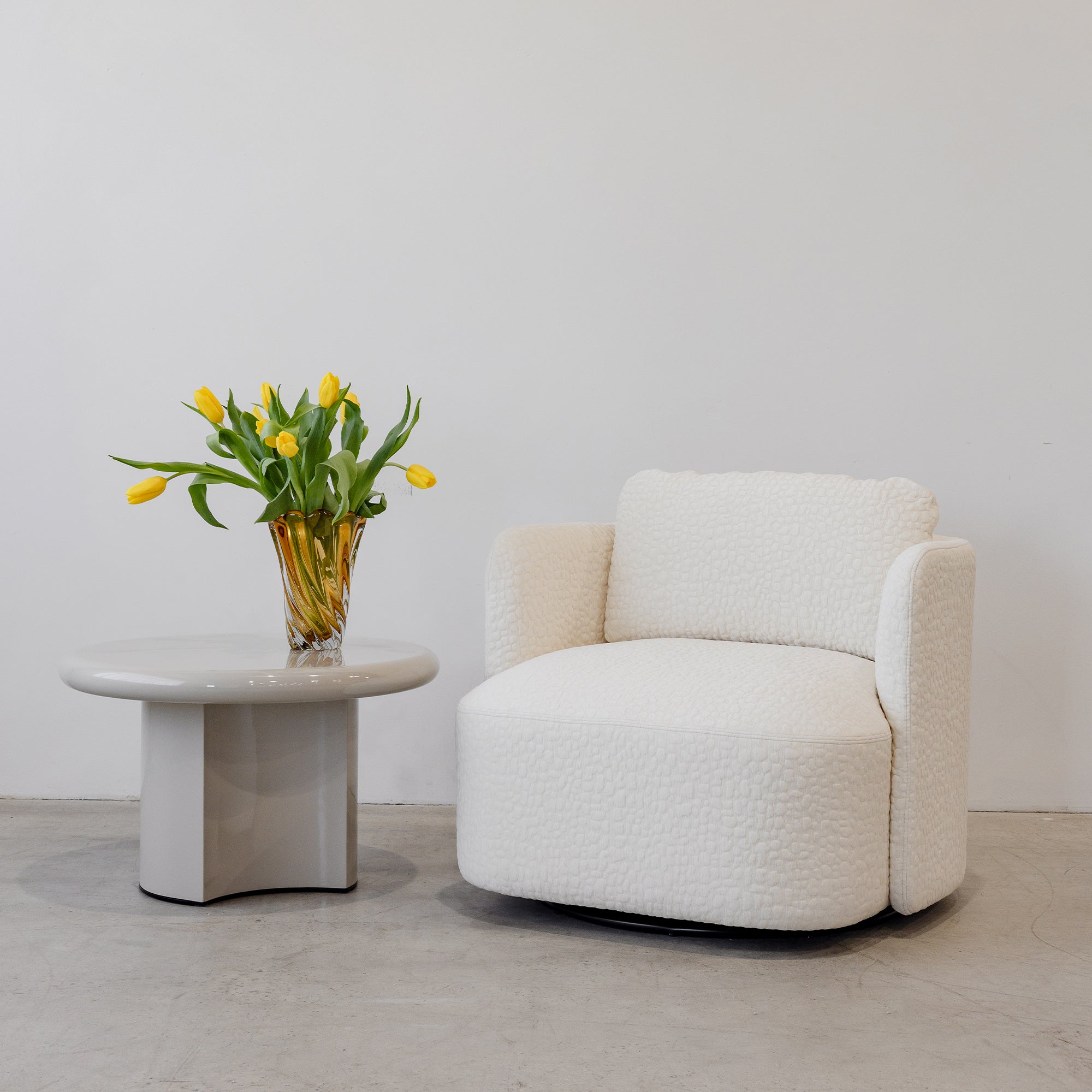Phoenix Swivel Chair - Cream