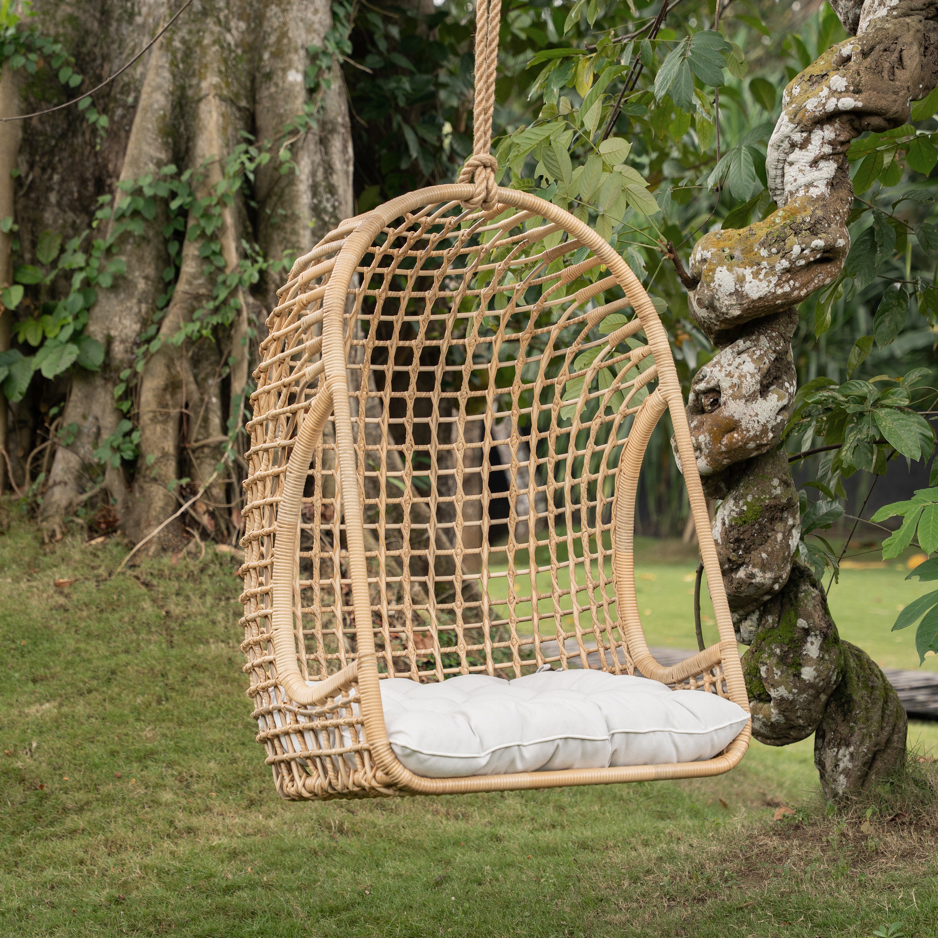 Skye Outdoor Hanging Chair - Natural