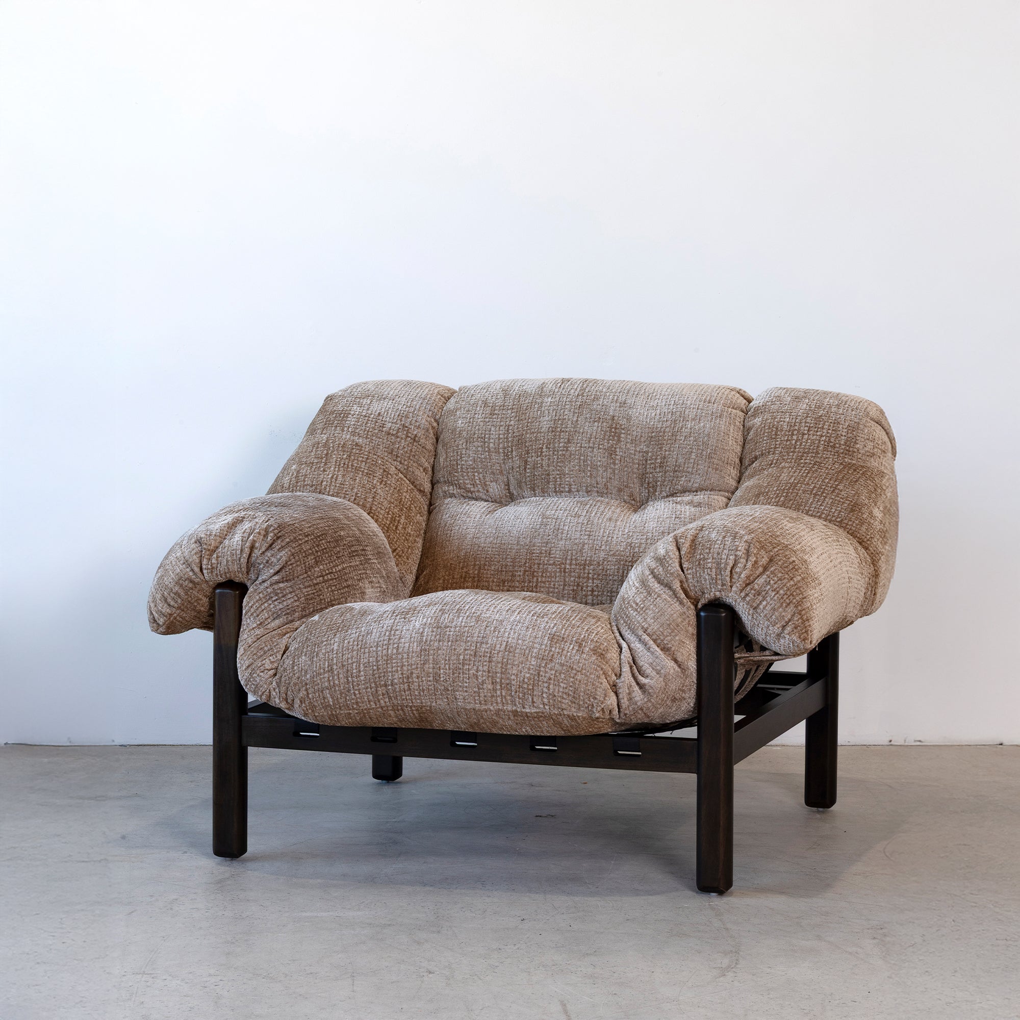 Wolfe Lounge Chair - Taupe