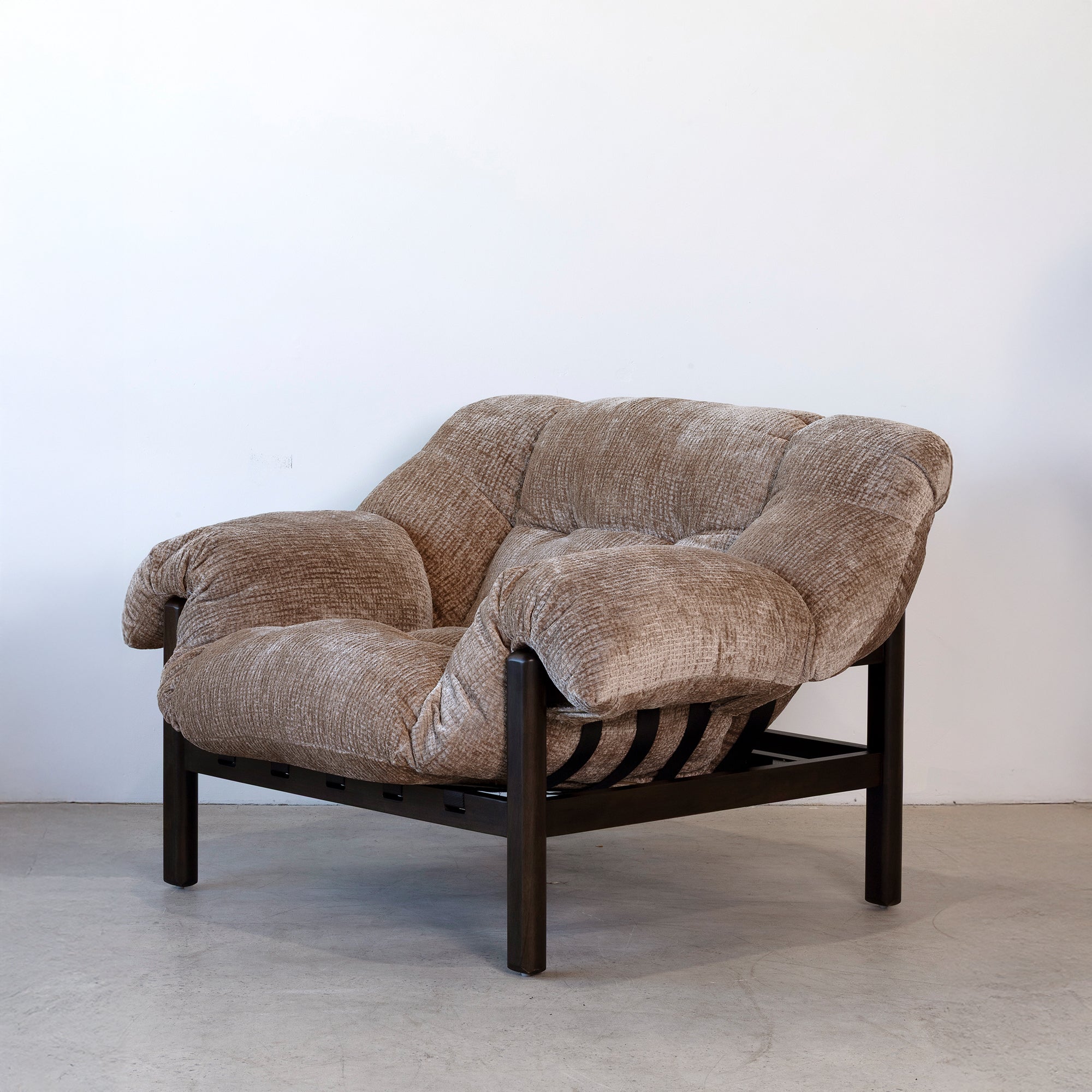 Wolfe Lounge Chair - Taupe