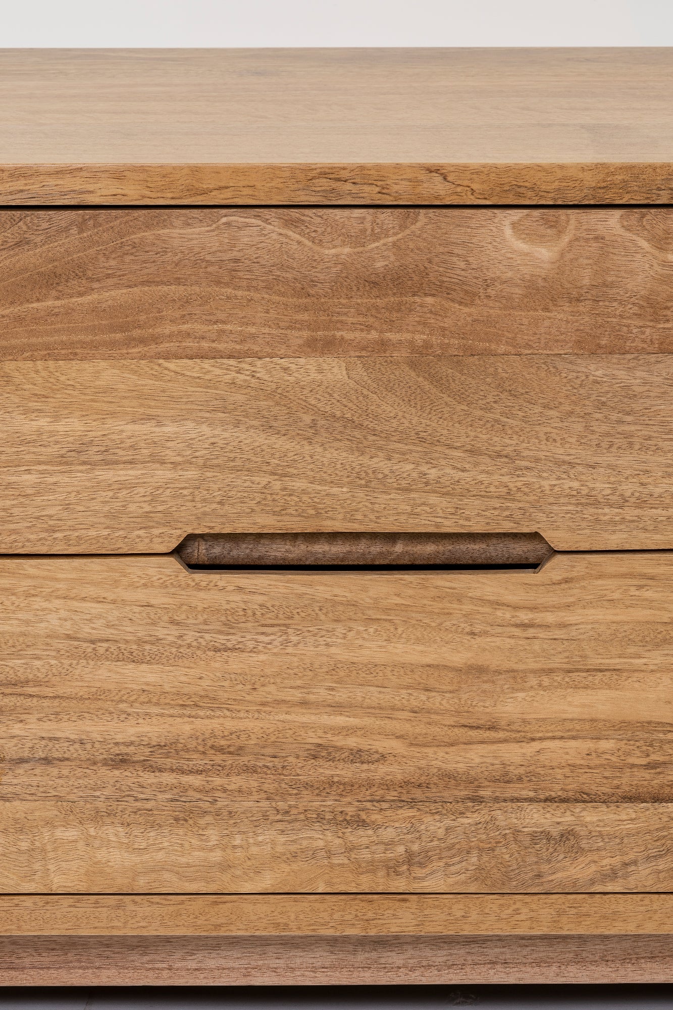 Penfolds Chest 2x4 - Natural Sealed