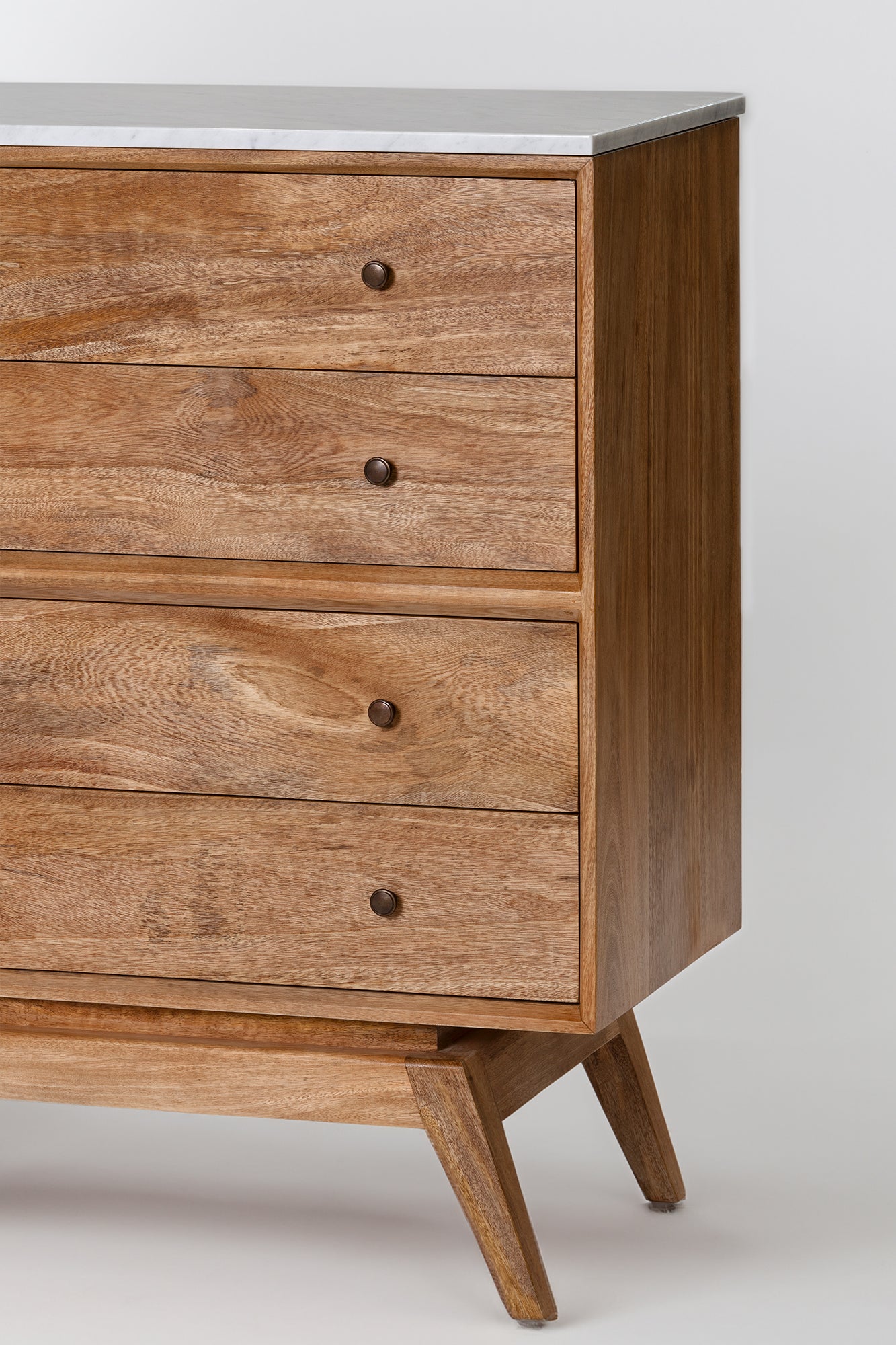 Sari Chest 4x2 - Natural Sealed with White Marble