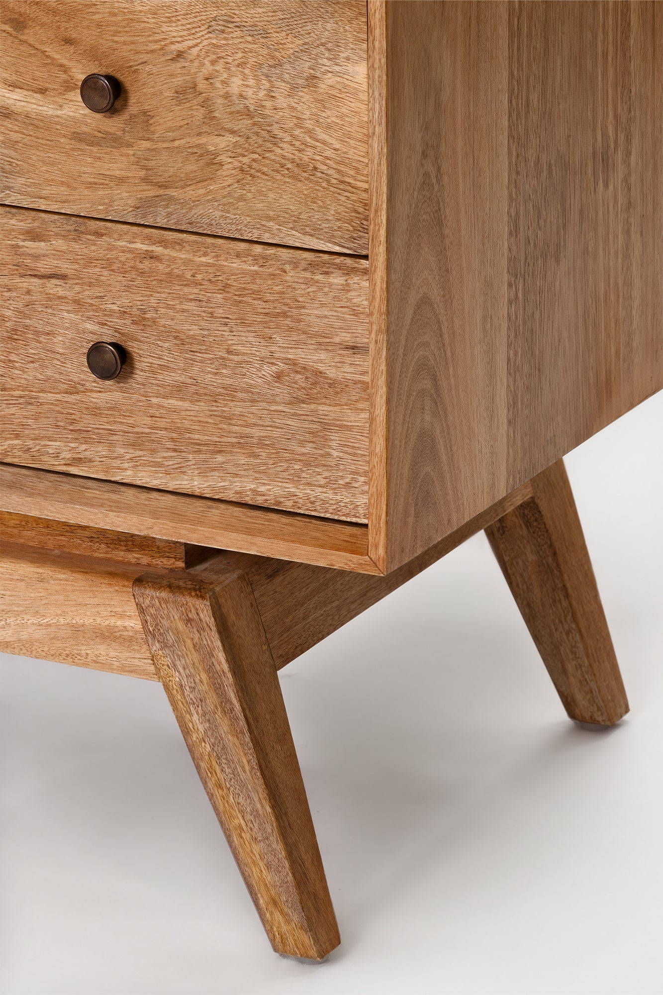 Sari Chest 4x2 - Natural Sealed with White Marble