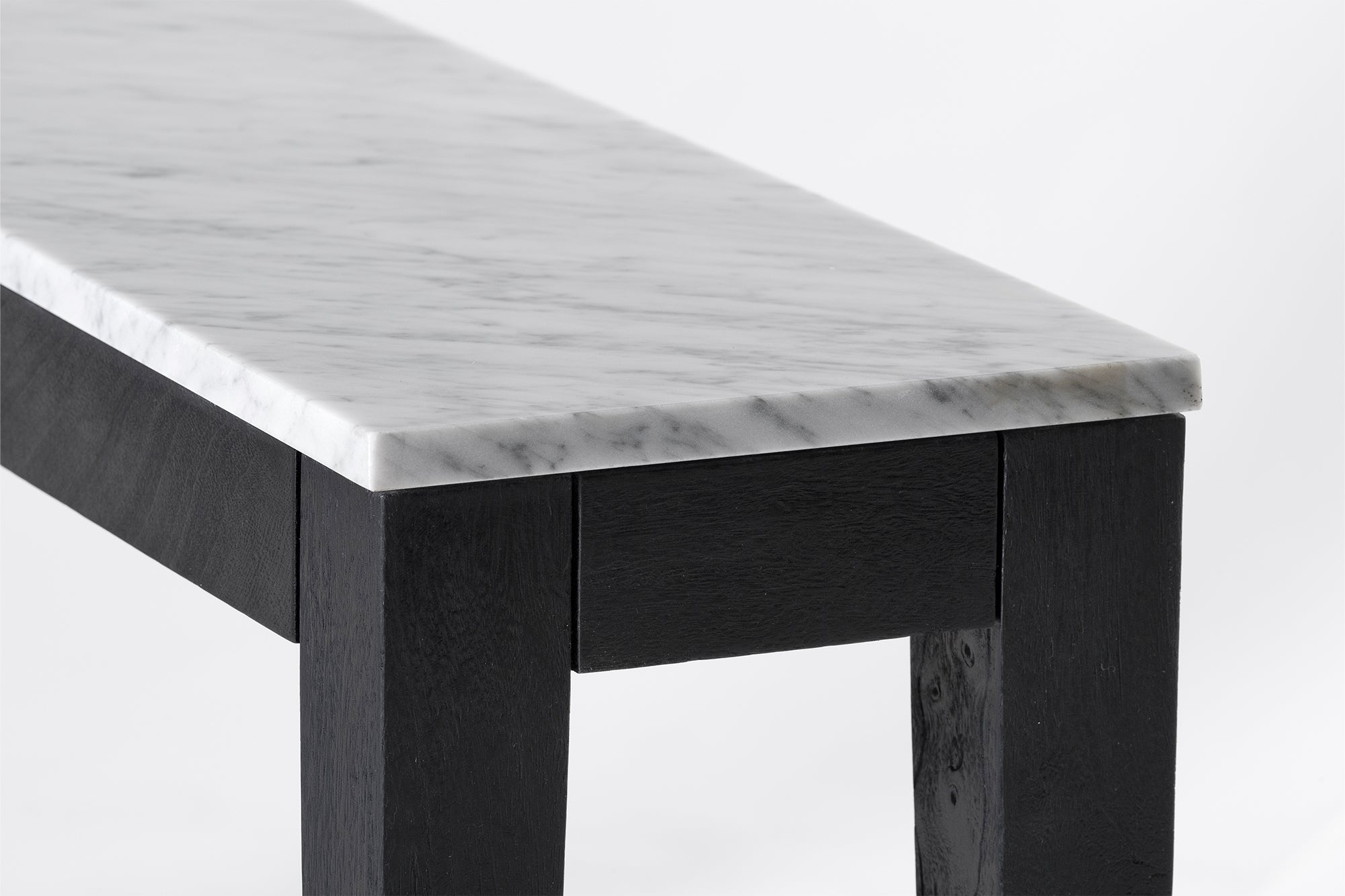 Buddha Console - Black/White Marble