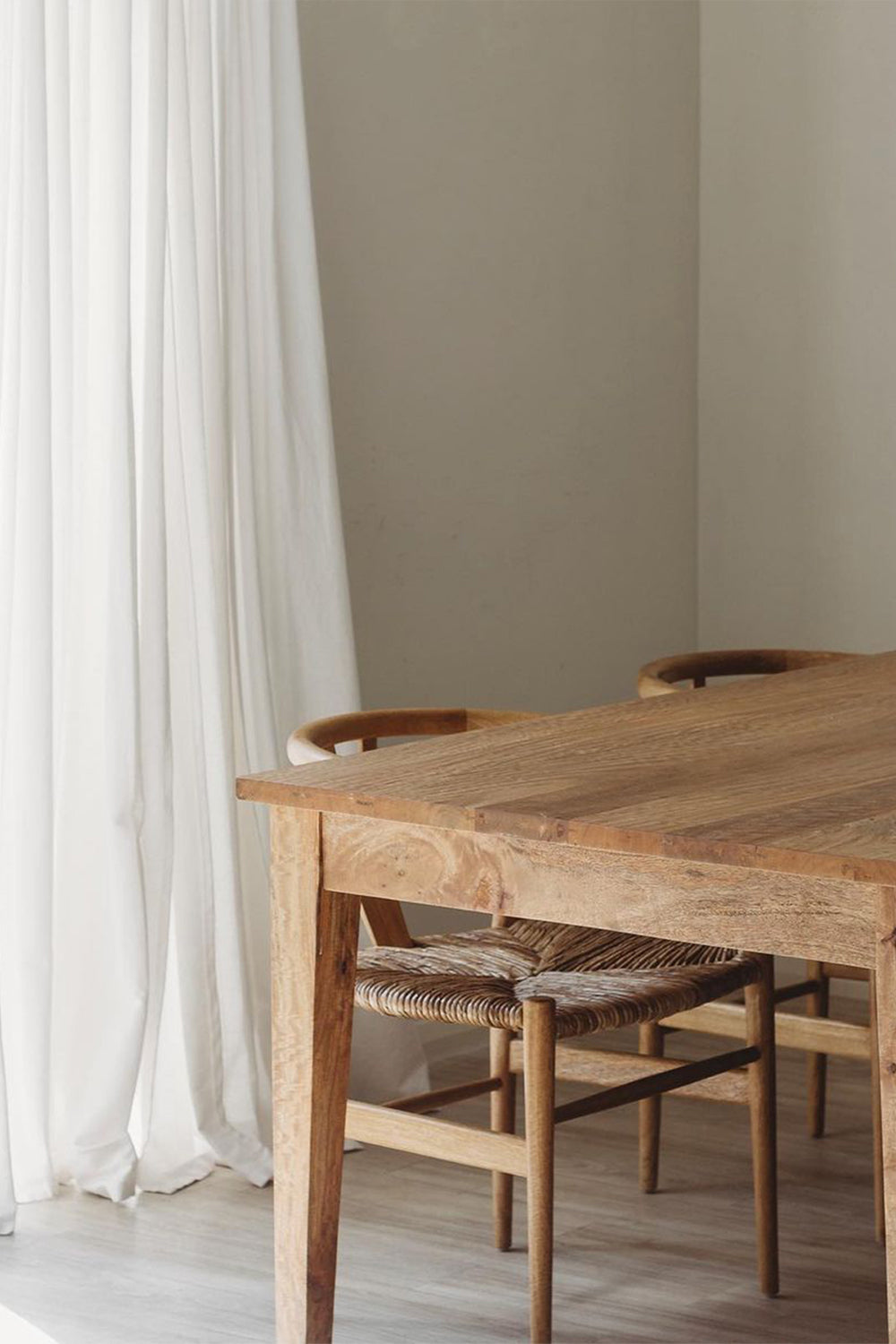 Balero Dining Table - Rustic Matte