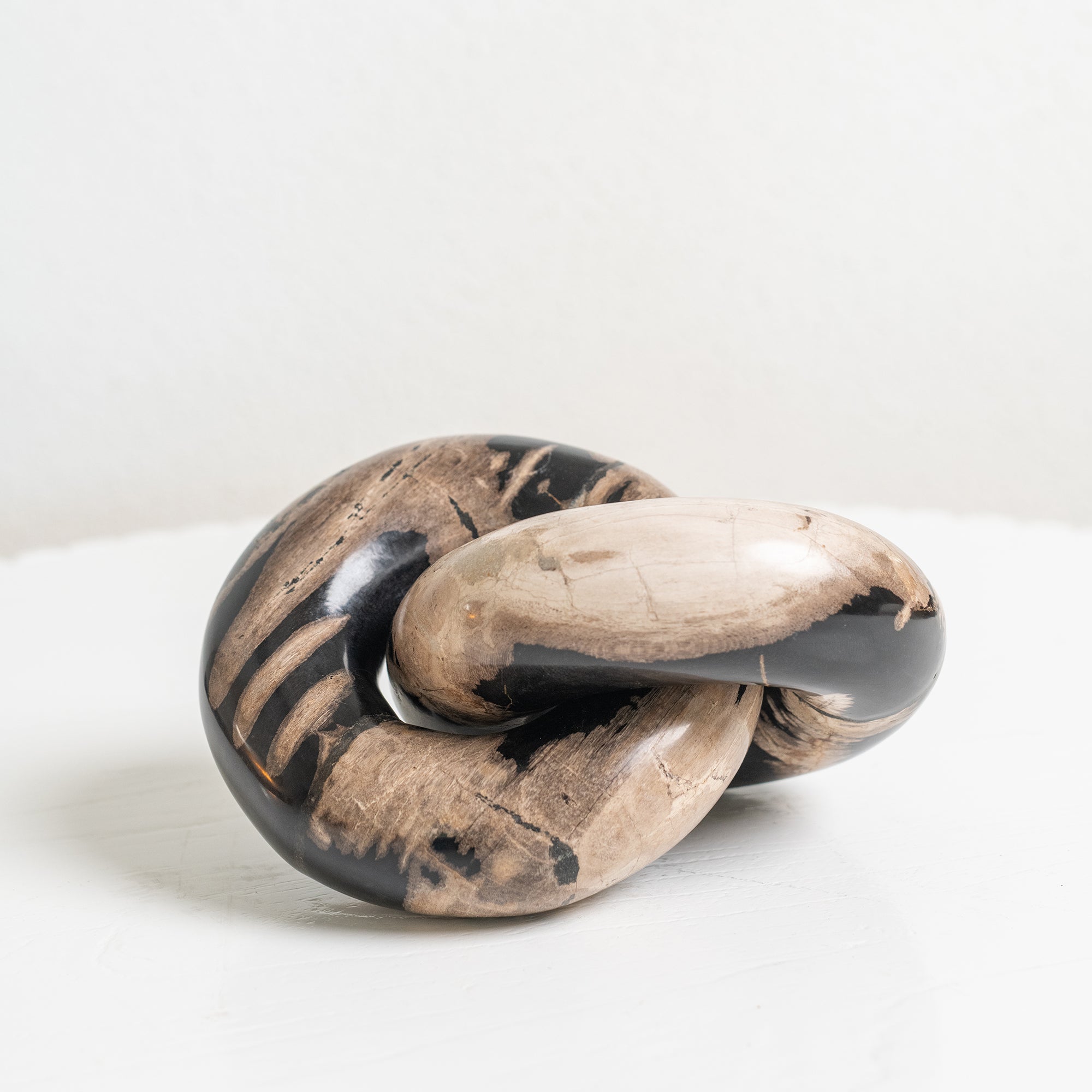 Jambu Chain Sculpture