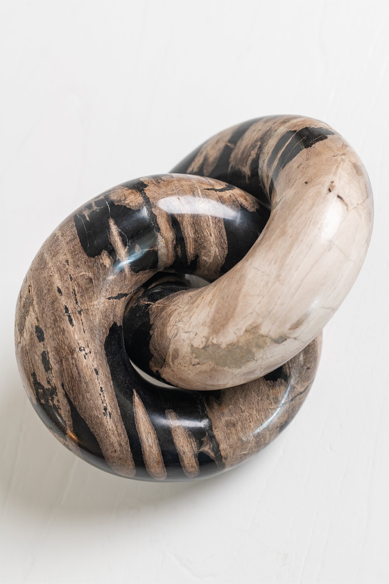 Jambu Chain Sculpture