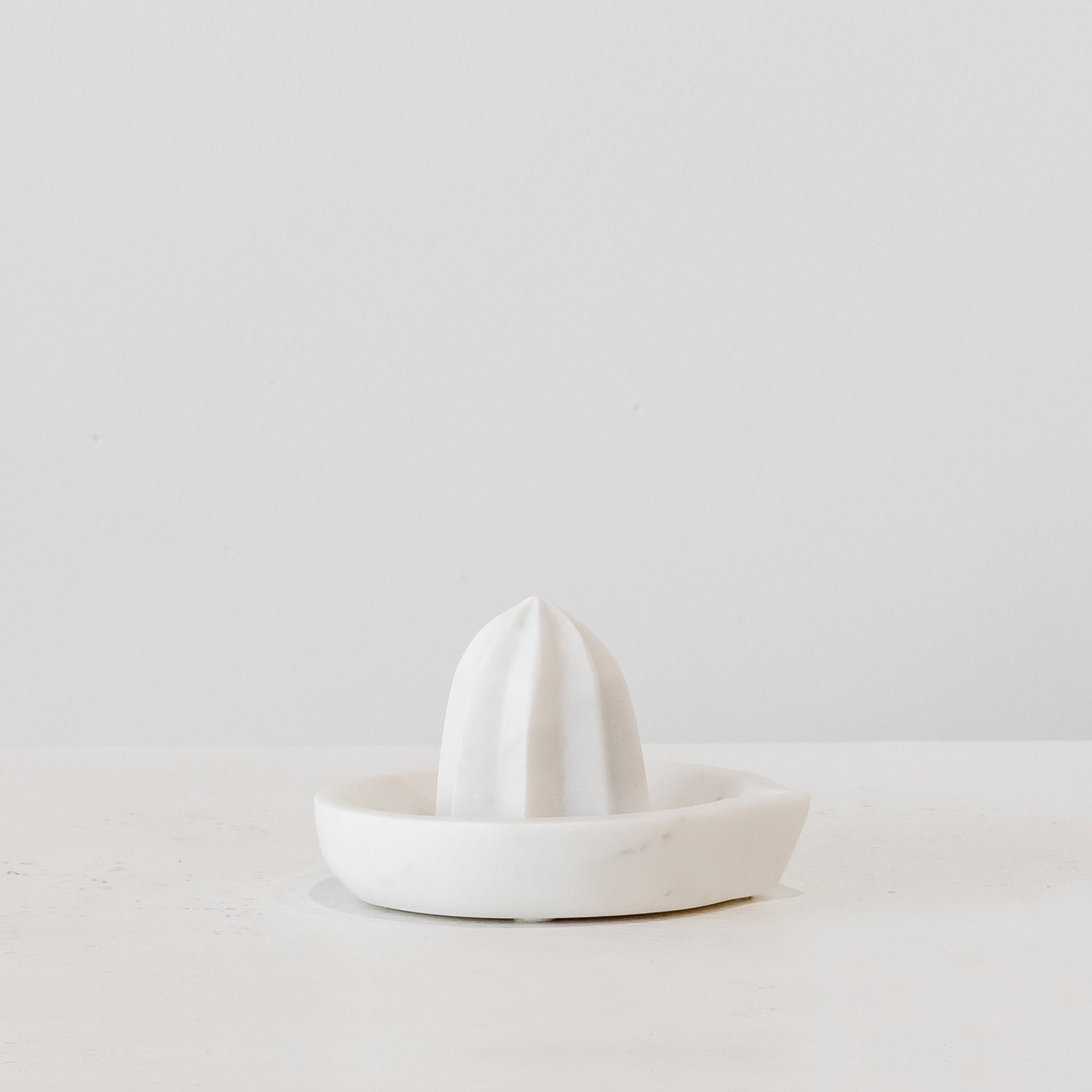 Ribbed Marble Citrus Juicer