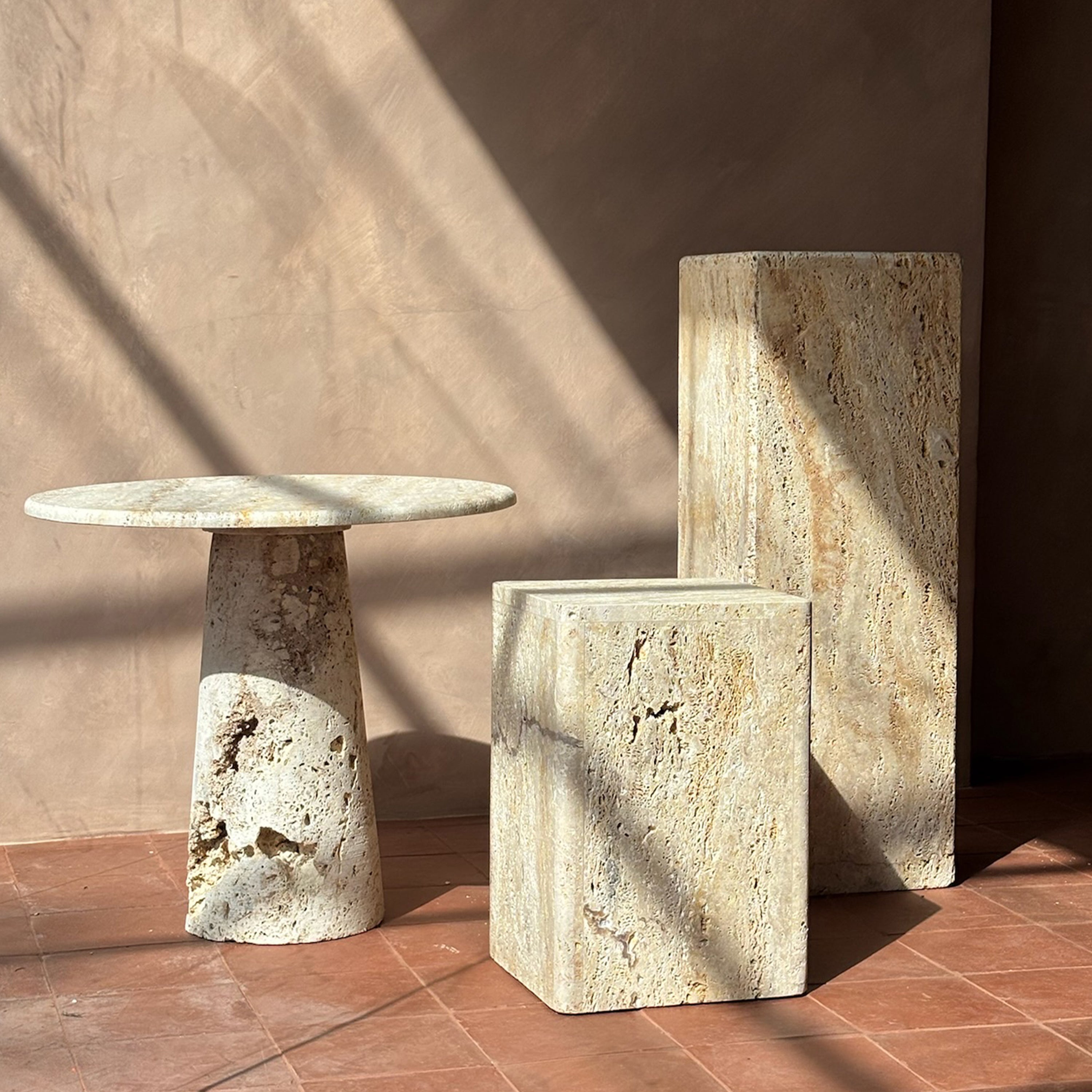 Kloss Plinth - Travertine
