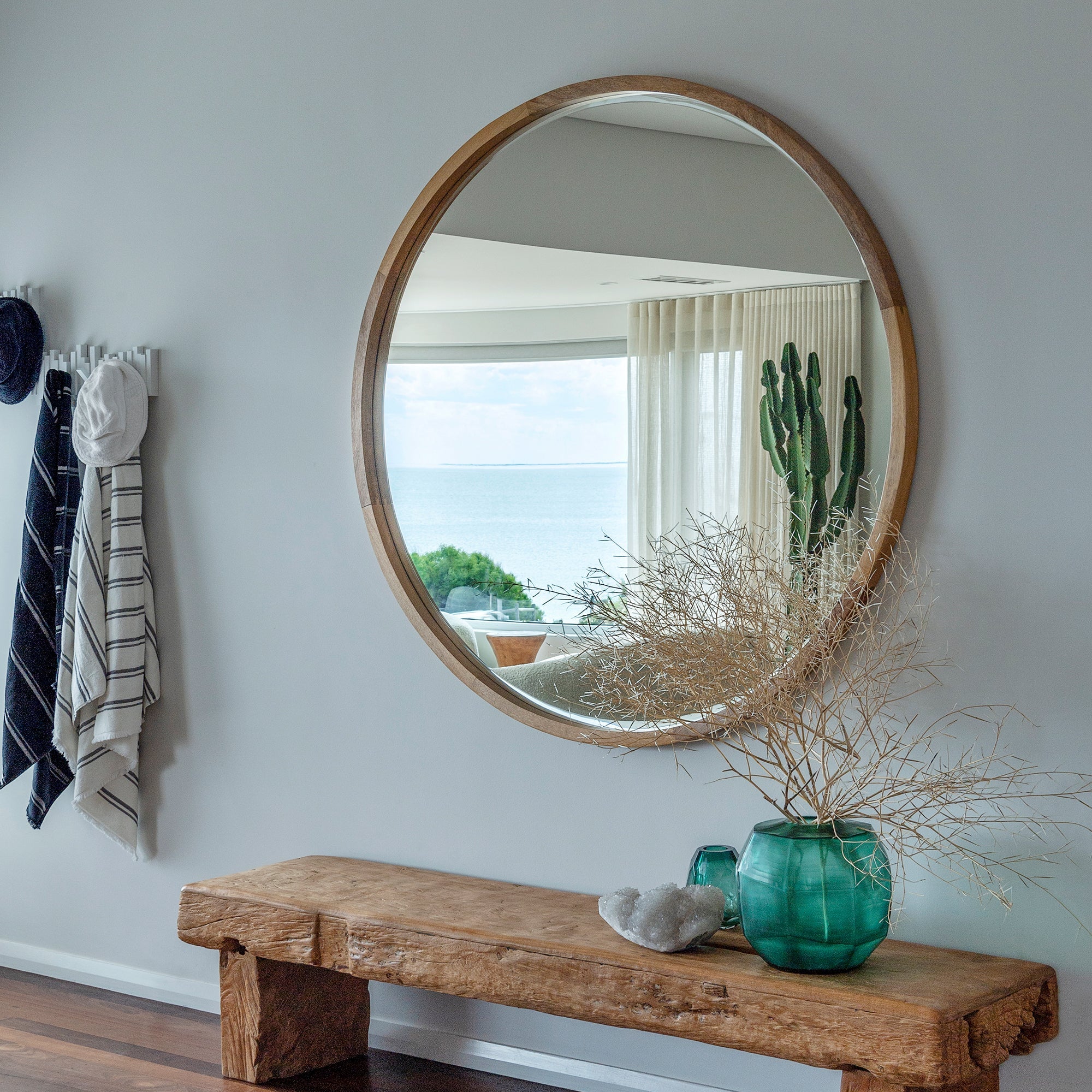Retreat Round Mirror - Natural Sealed