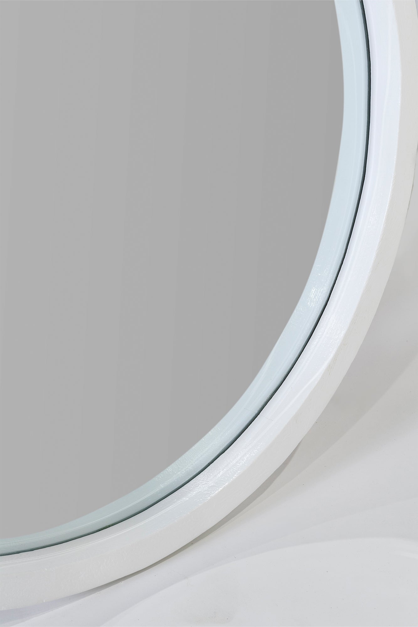 Retreat Round Mirror - White