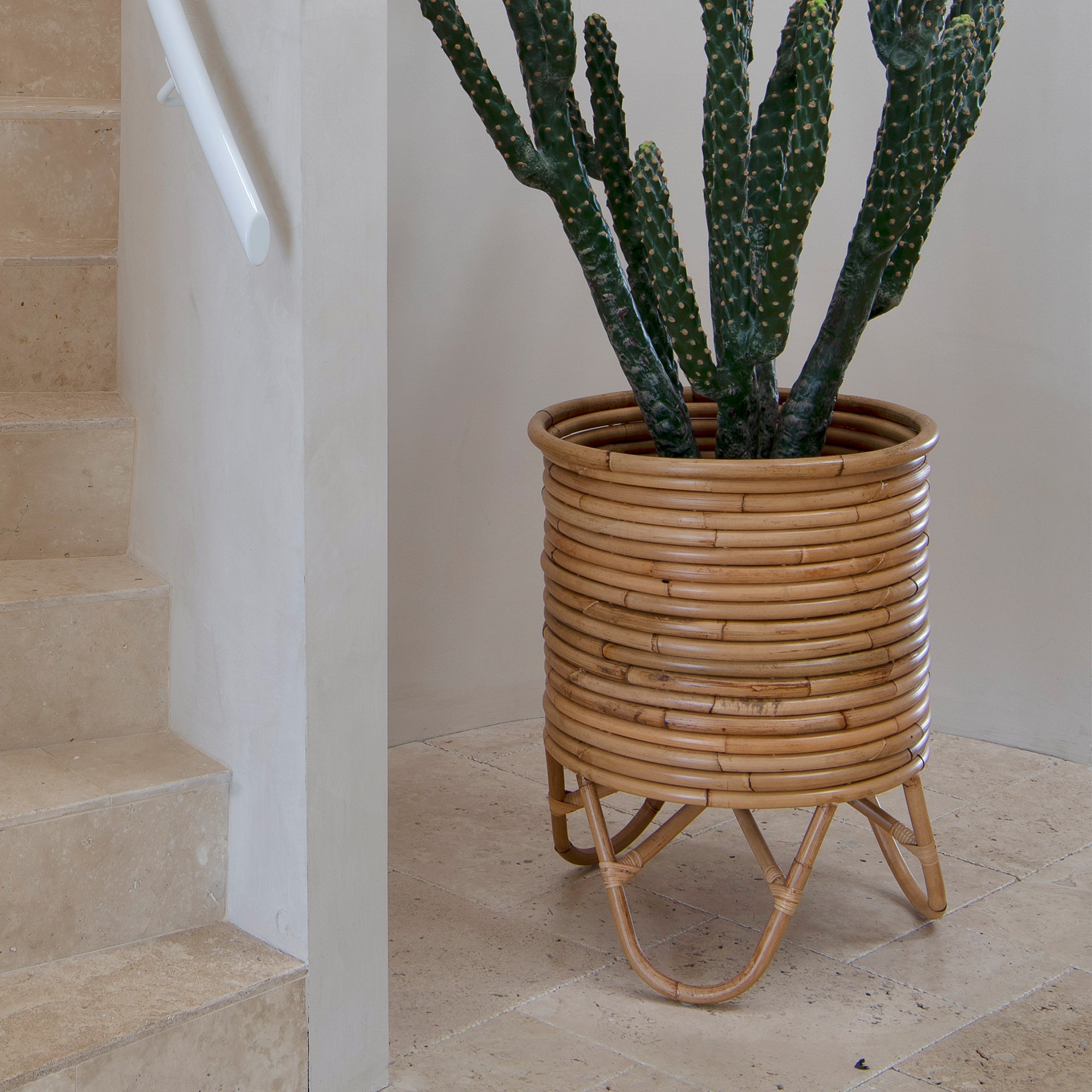 Dom Pot Stand - Natural