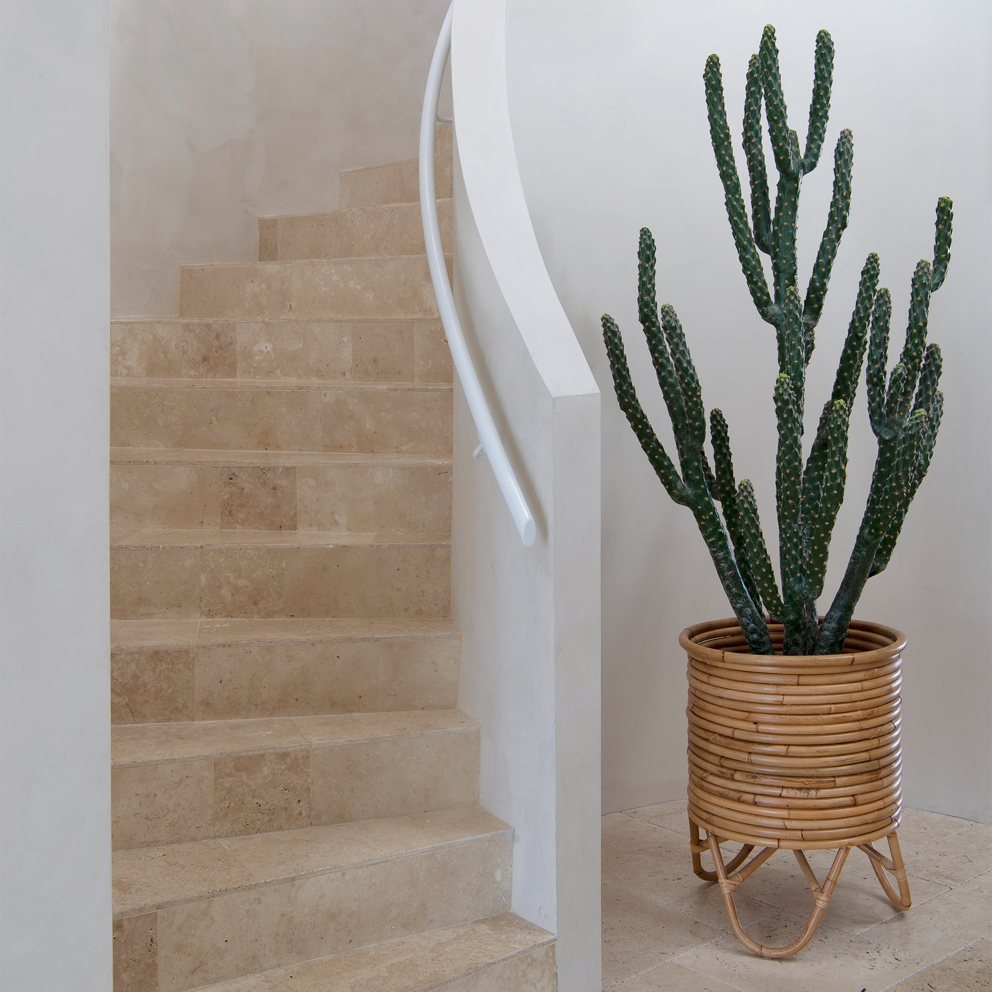 Dom Pot Stand - Natural