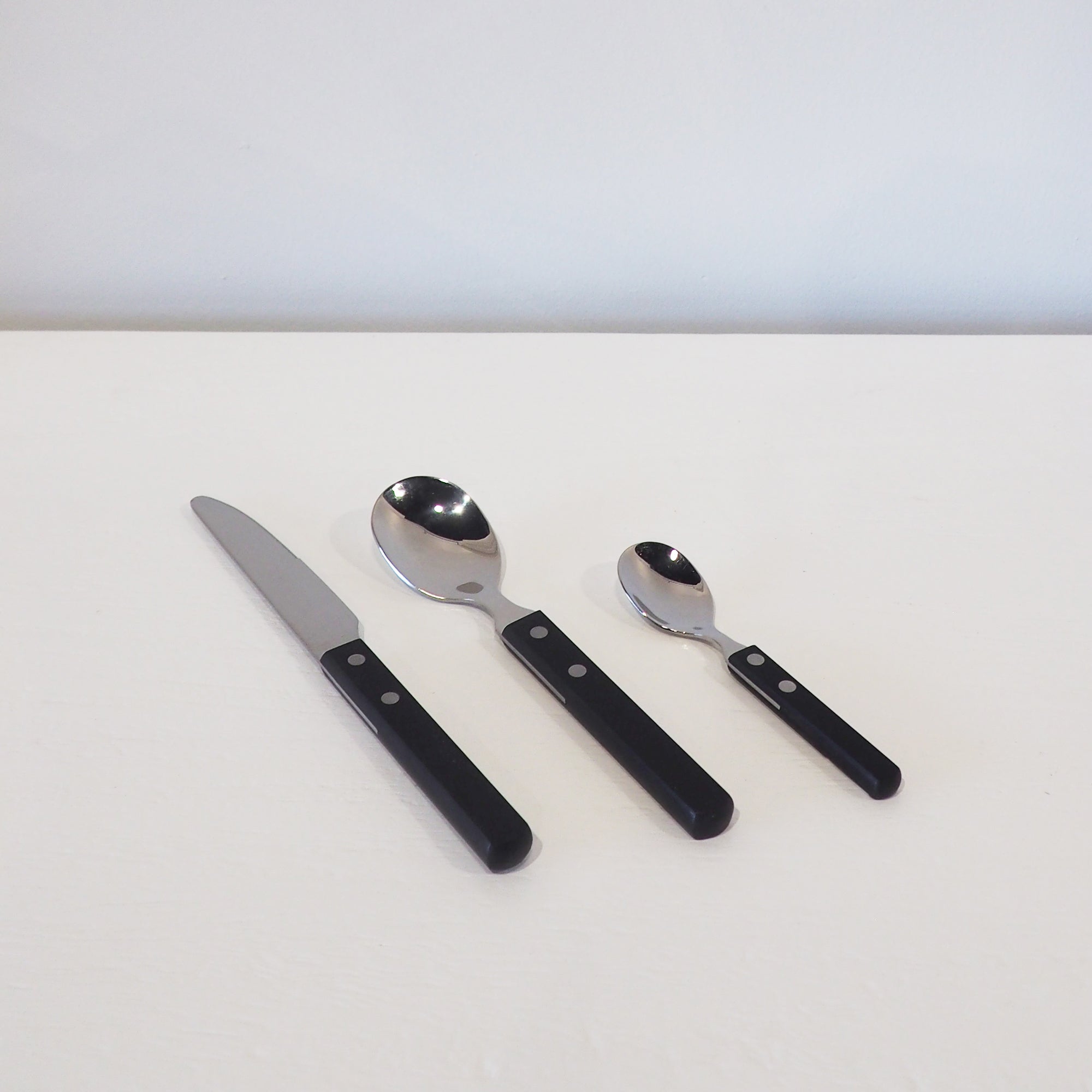 Trattoria Cutlery - Black/Stainless Steel