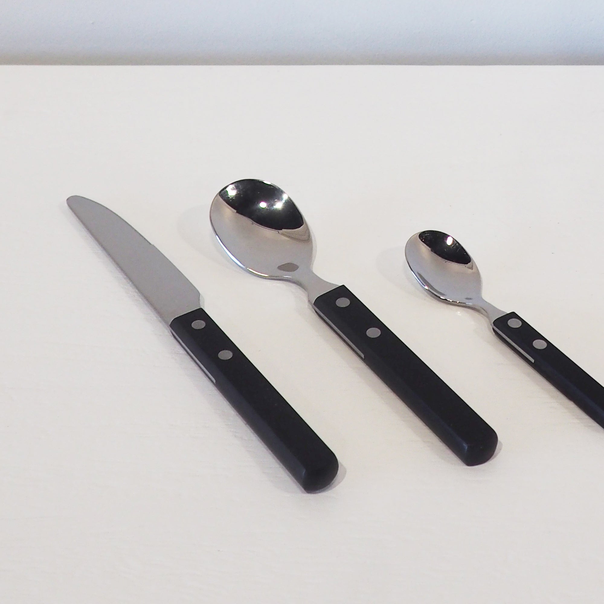 Trattoria Cutlery - Black/Stainless Steel
