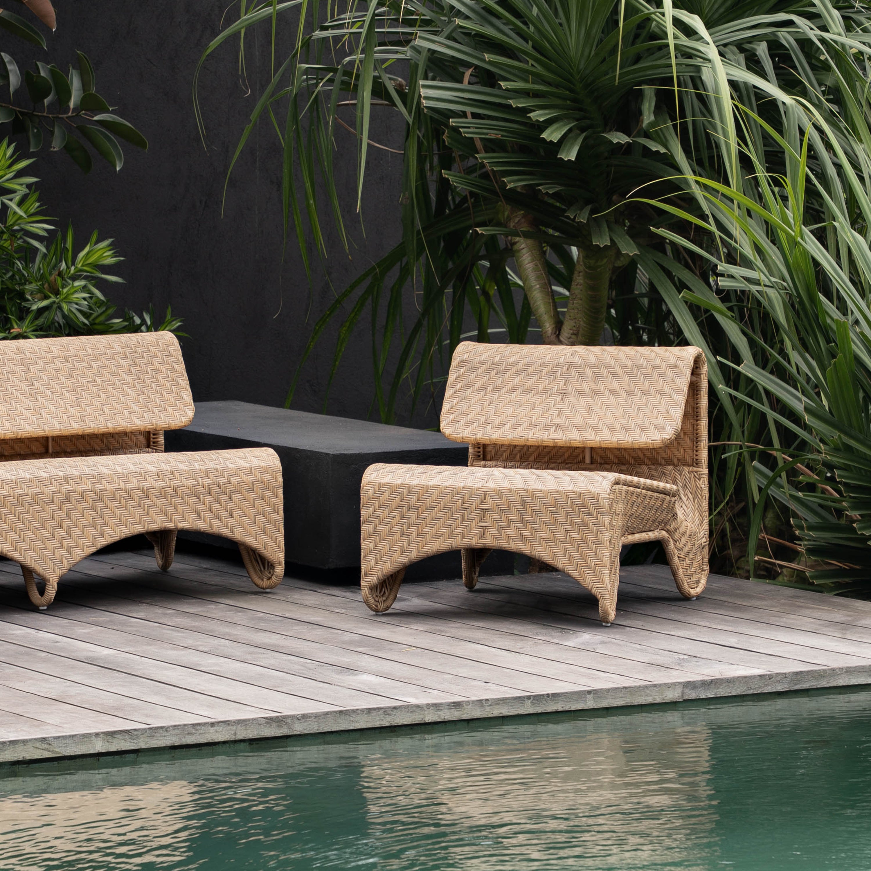Zaza Outdoor Chair - Natural Hex Weave