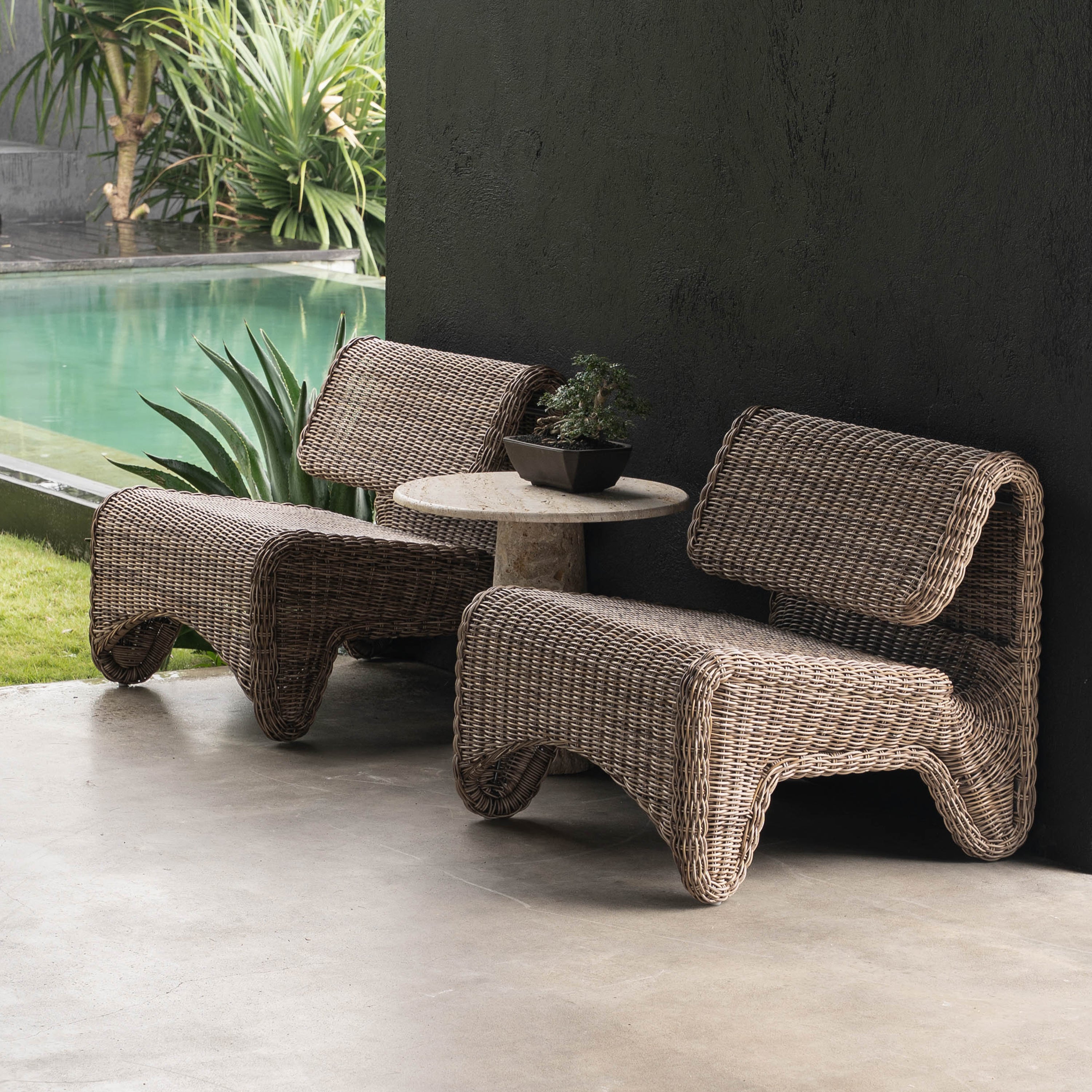 Zaza Outdoor Chair - Husk Round Weave