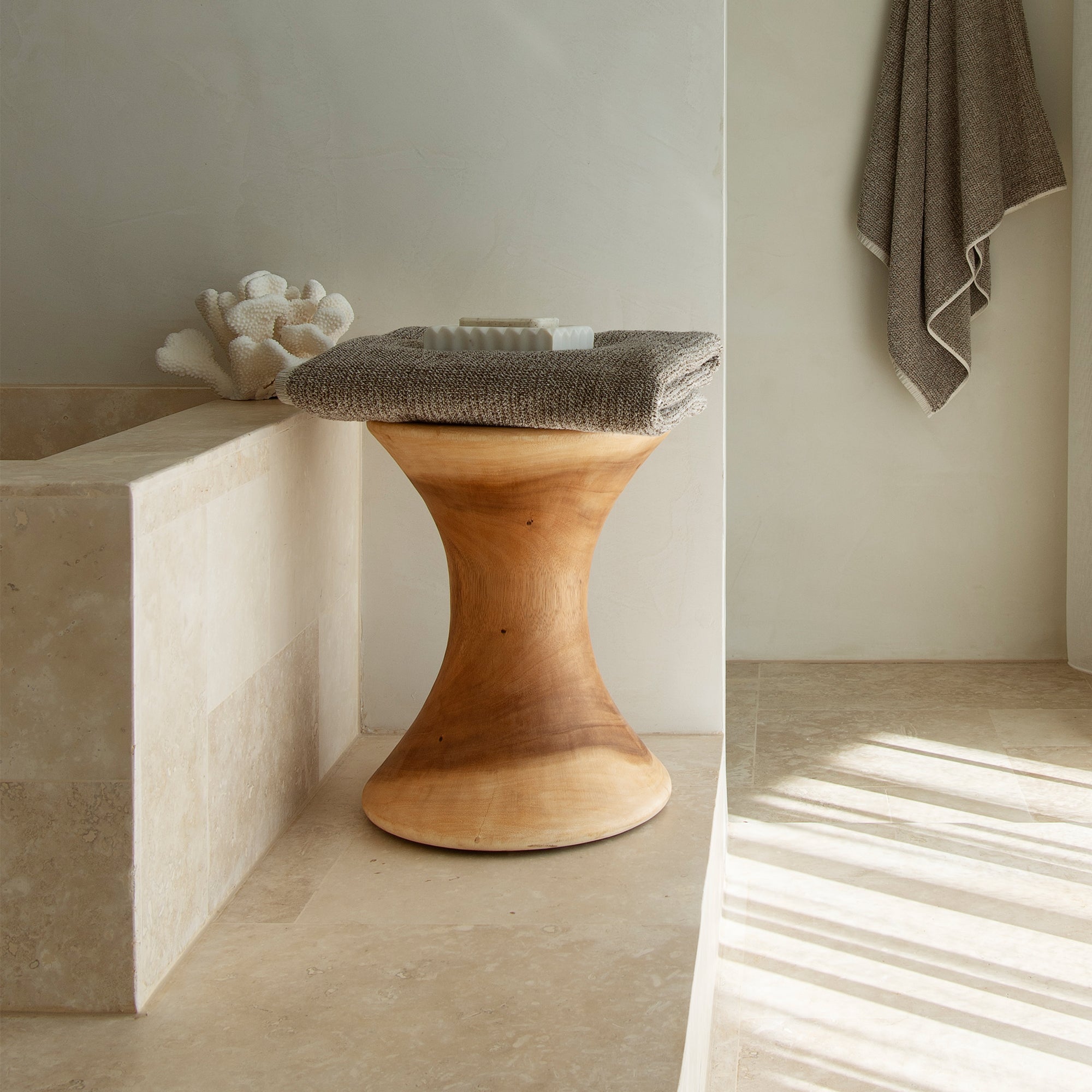 Meh Kendang Stool - Raw