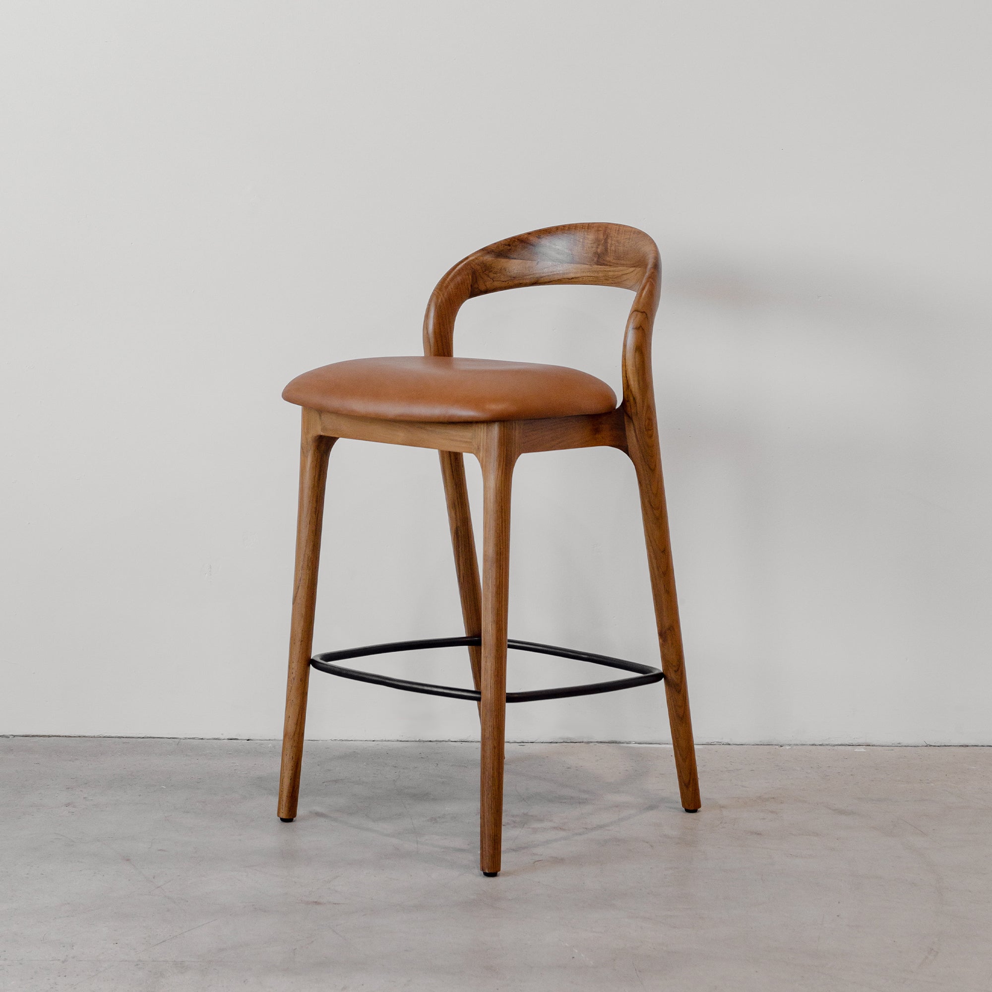 Wayfairers Bar Stool - Tan Leather