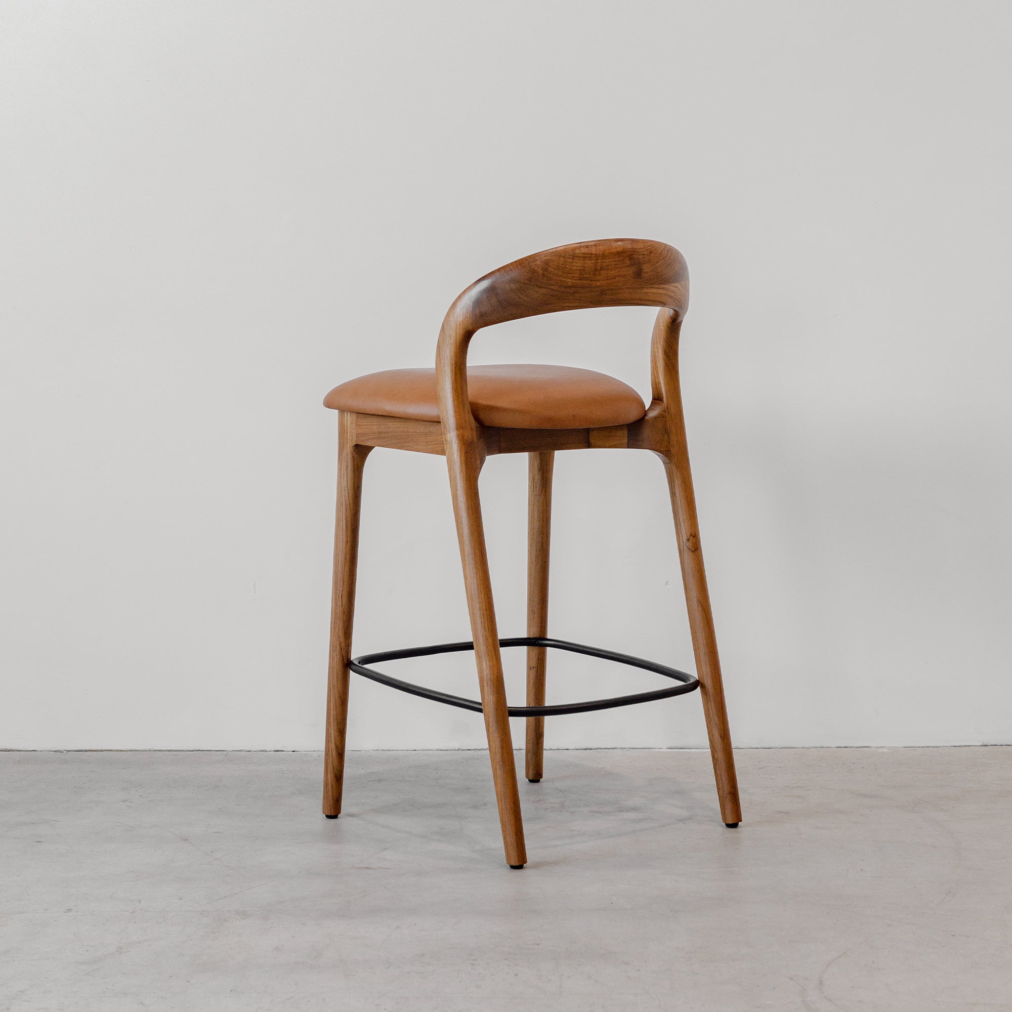 Wayfairers Bar Stool - Tan Leather