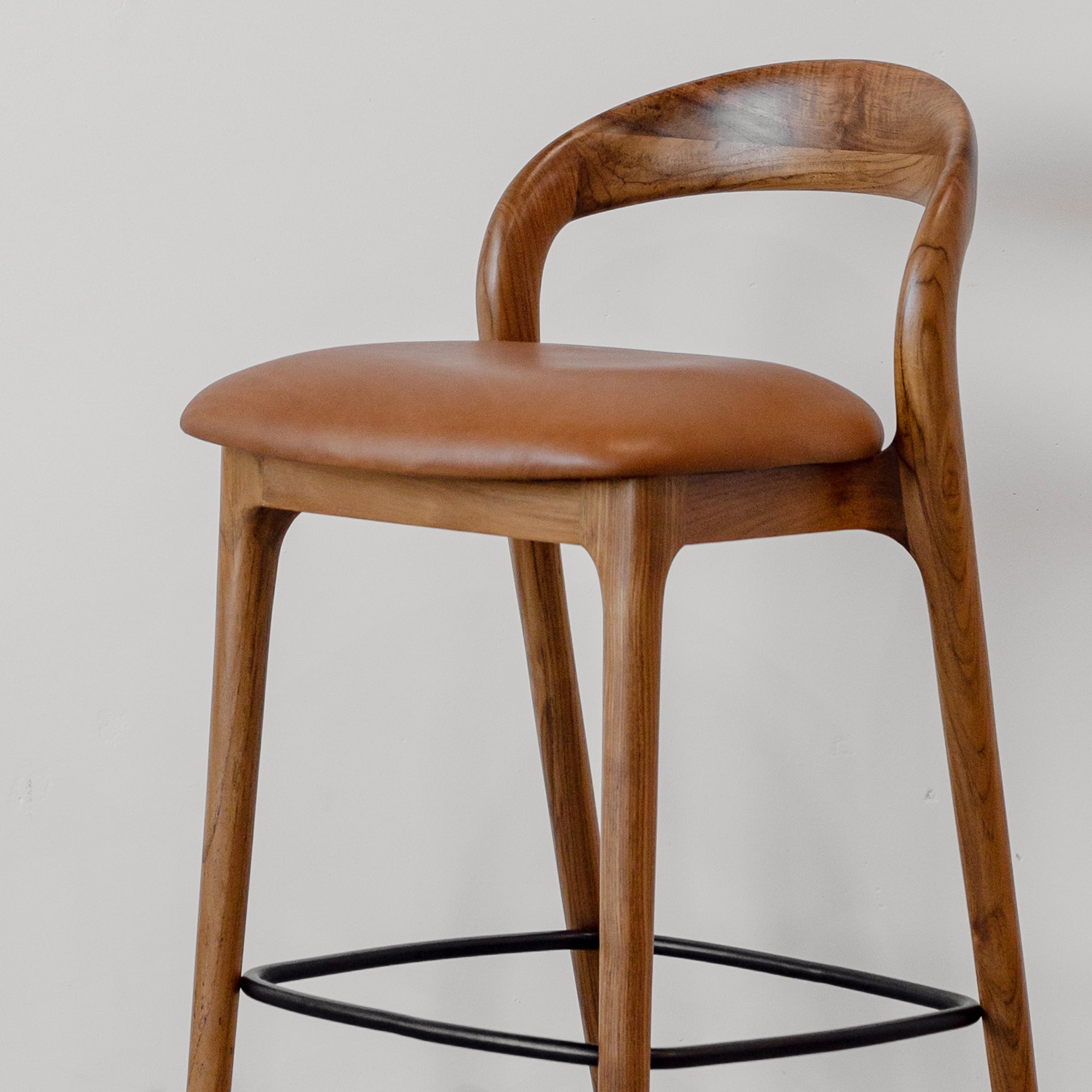 Wayfairers Bar Stool - Tan Leather