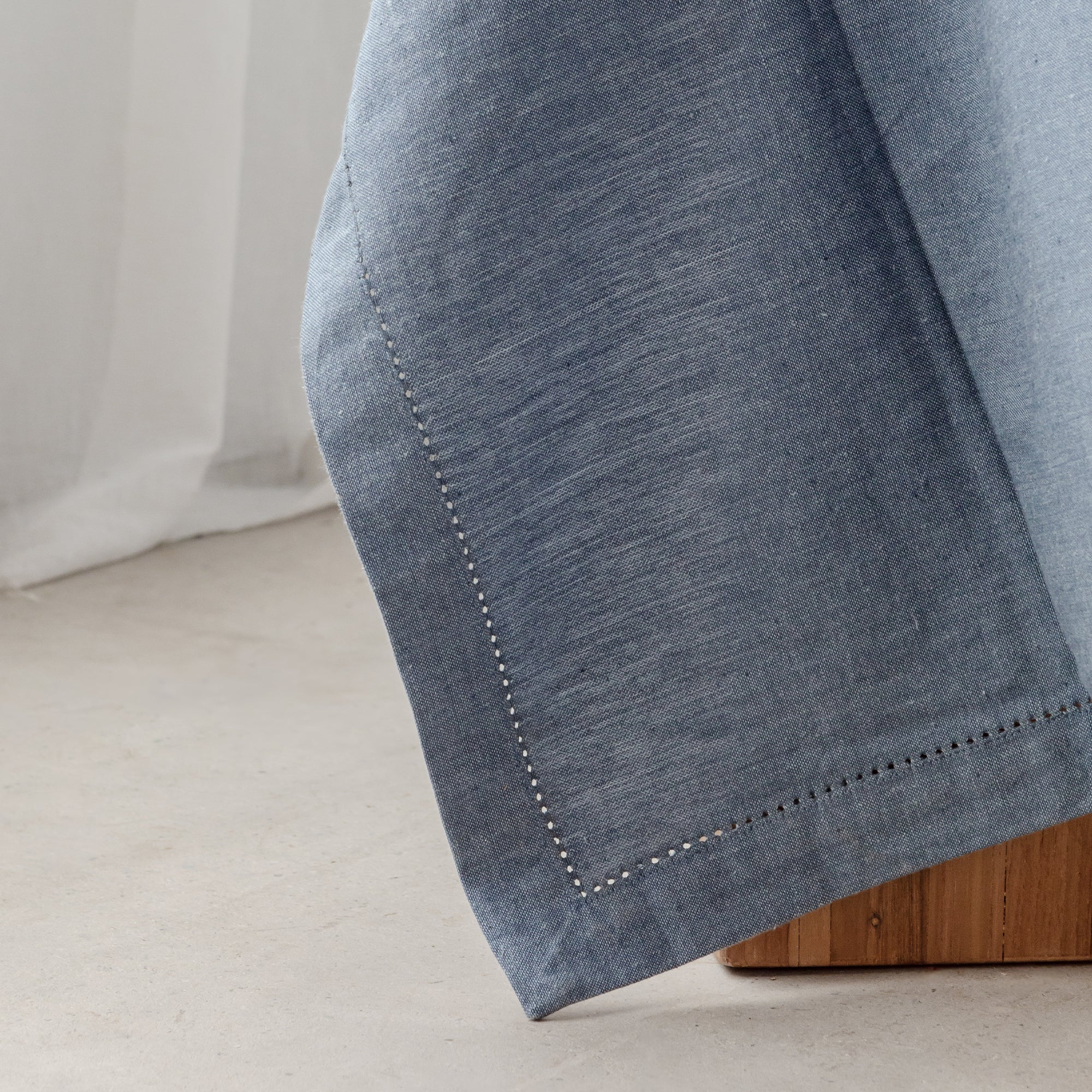 Monaco Tablecloth & Serviettes - Denim