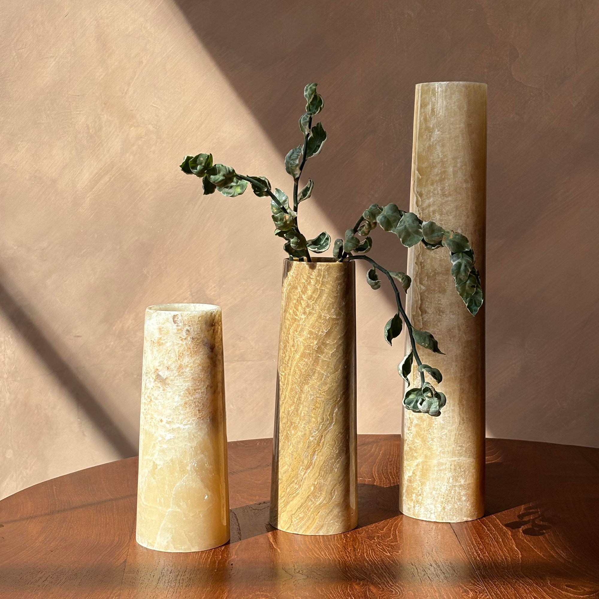 Kloss Vase - Onyx