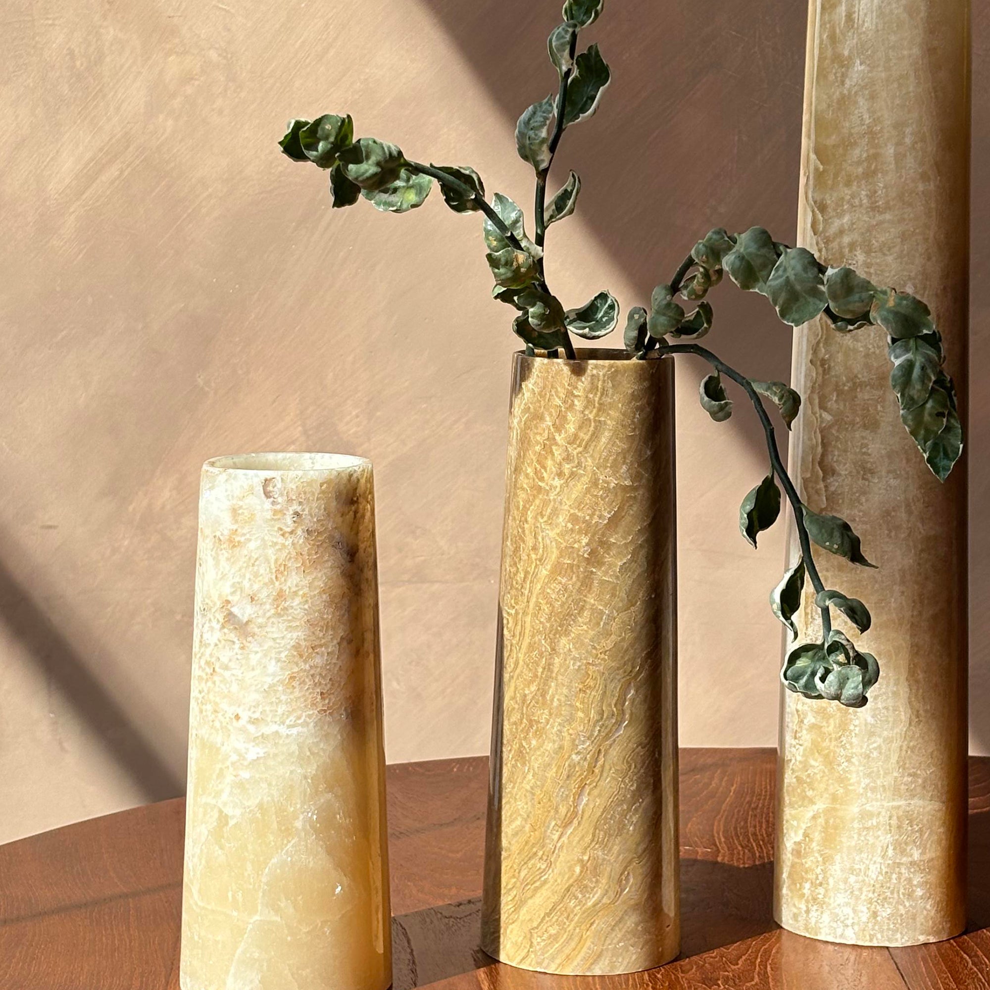Kloss Vase - Onyx