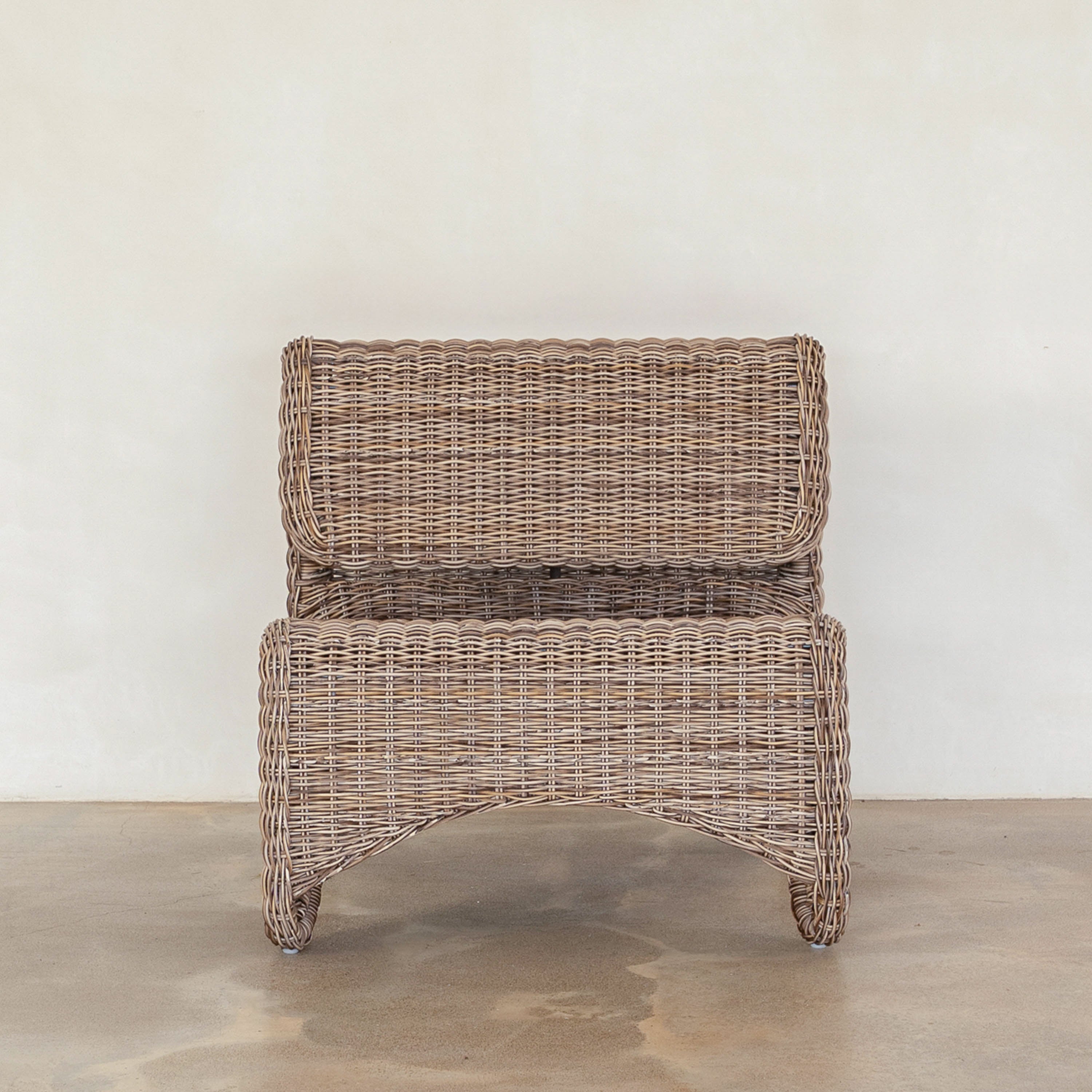 Zaza Outdoor Chair - Husk Round Weave