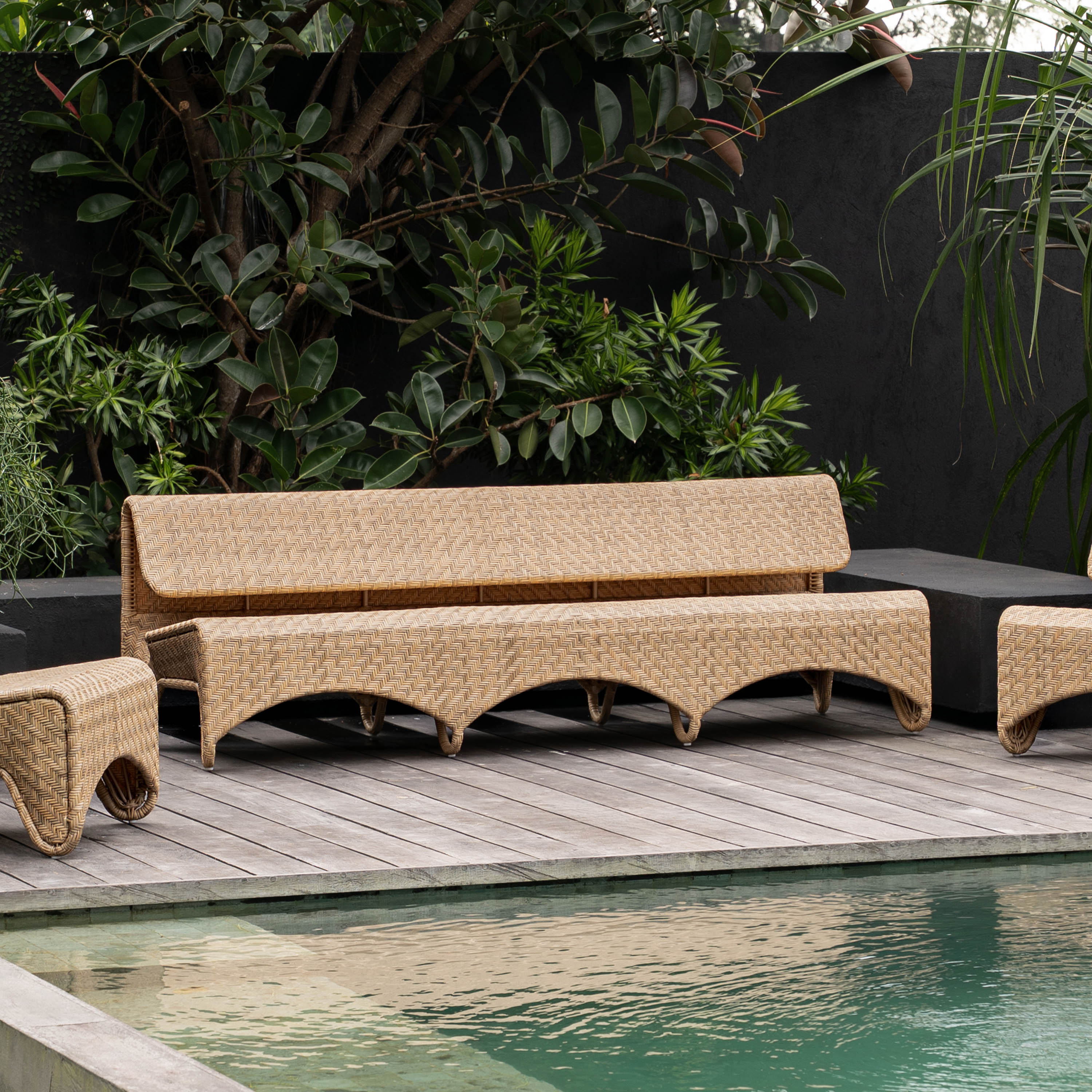 Zaza Outdoor Sofa - Natural Hex Weave