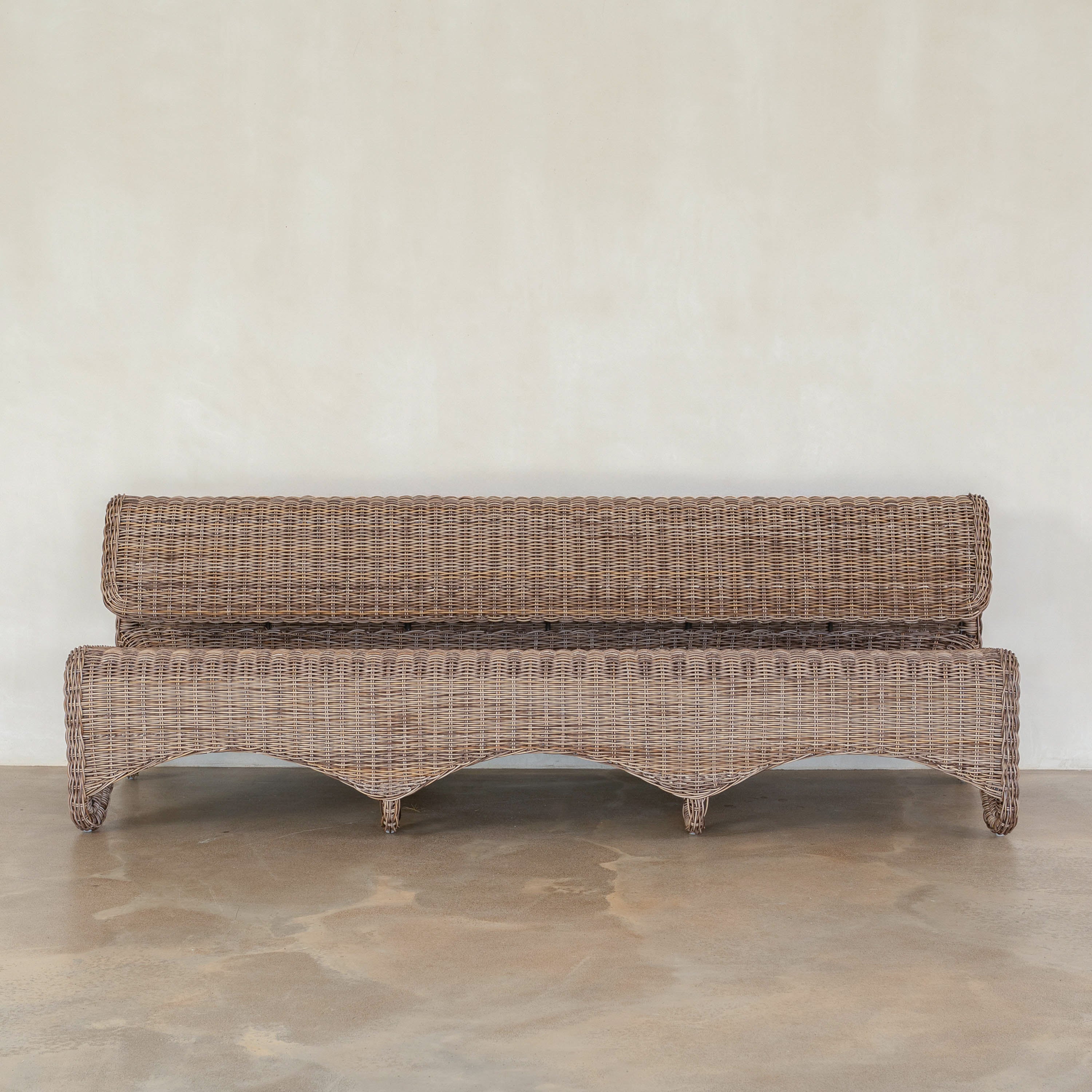 Zaza Outdoor Sofa - Husk Round Weave