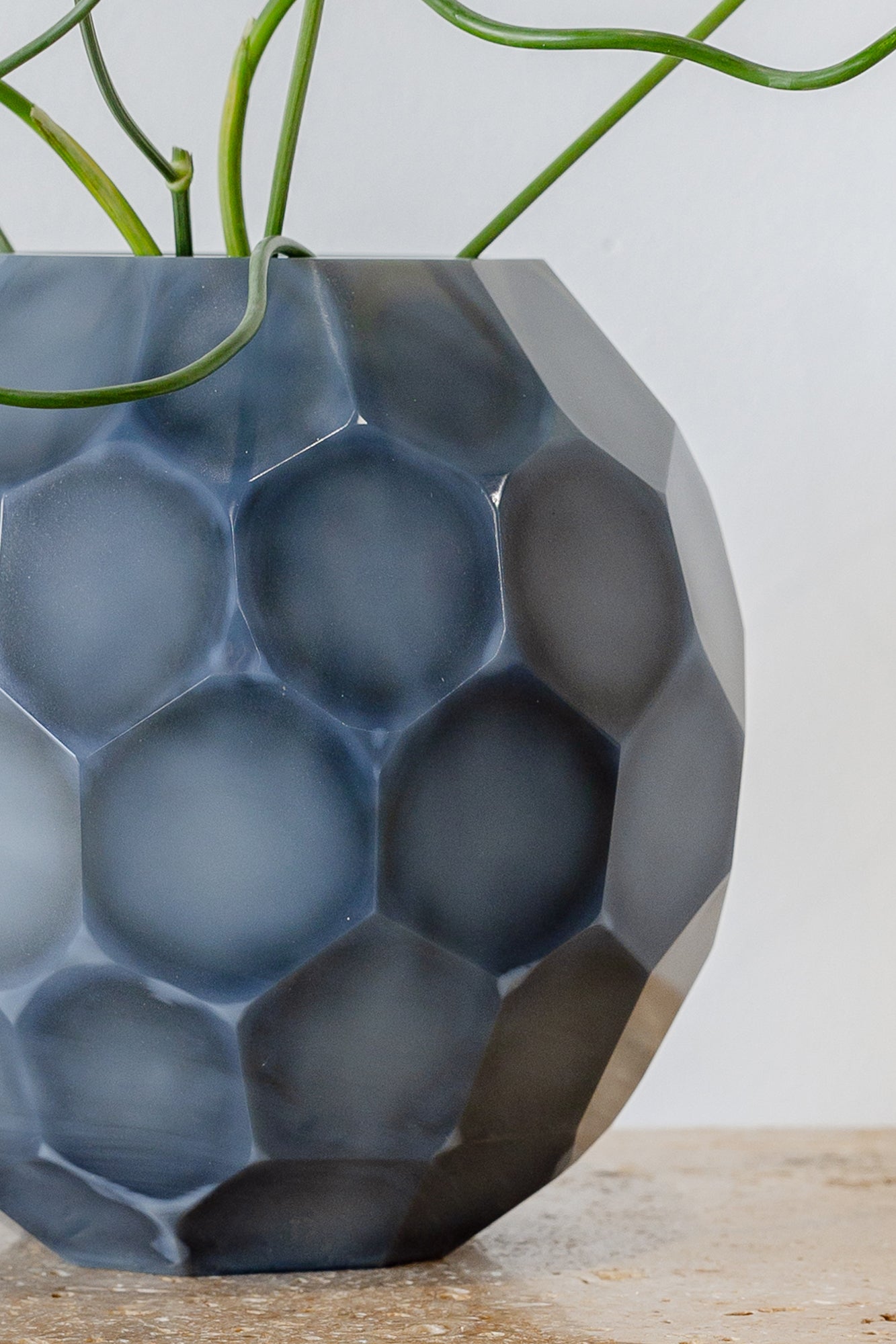 Avisa Varinda Vase - Milky Grey