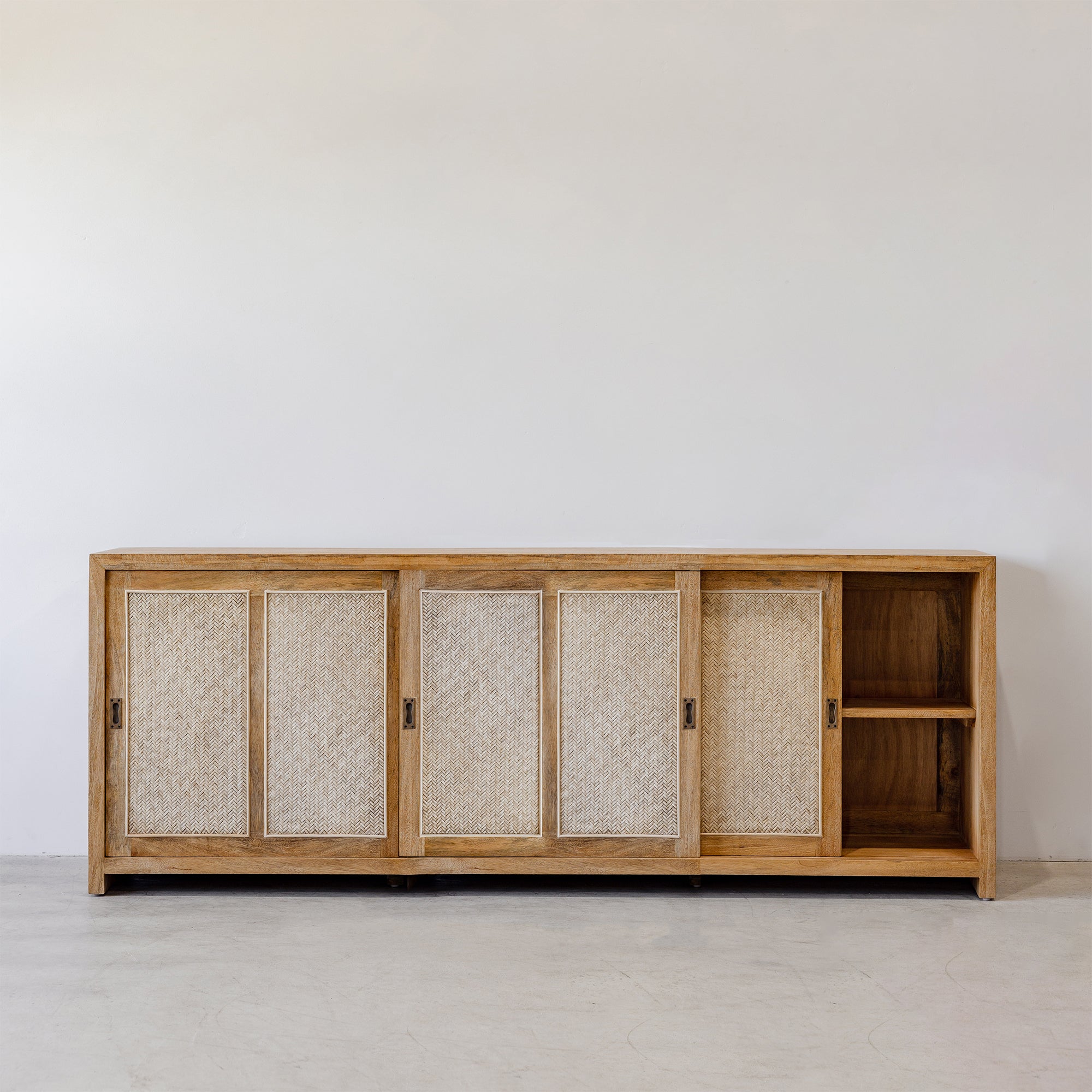 Bianca 3 Door Buffet - Rustic Matte/Weave