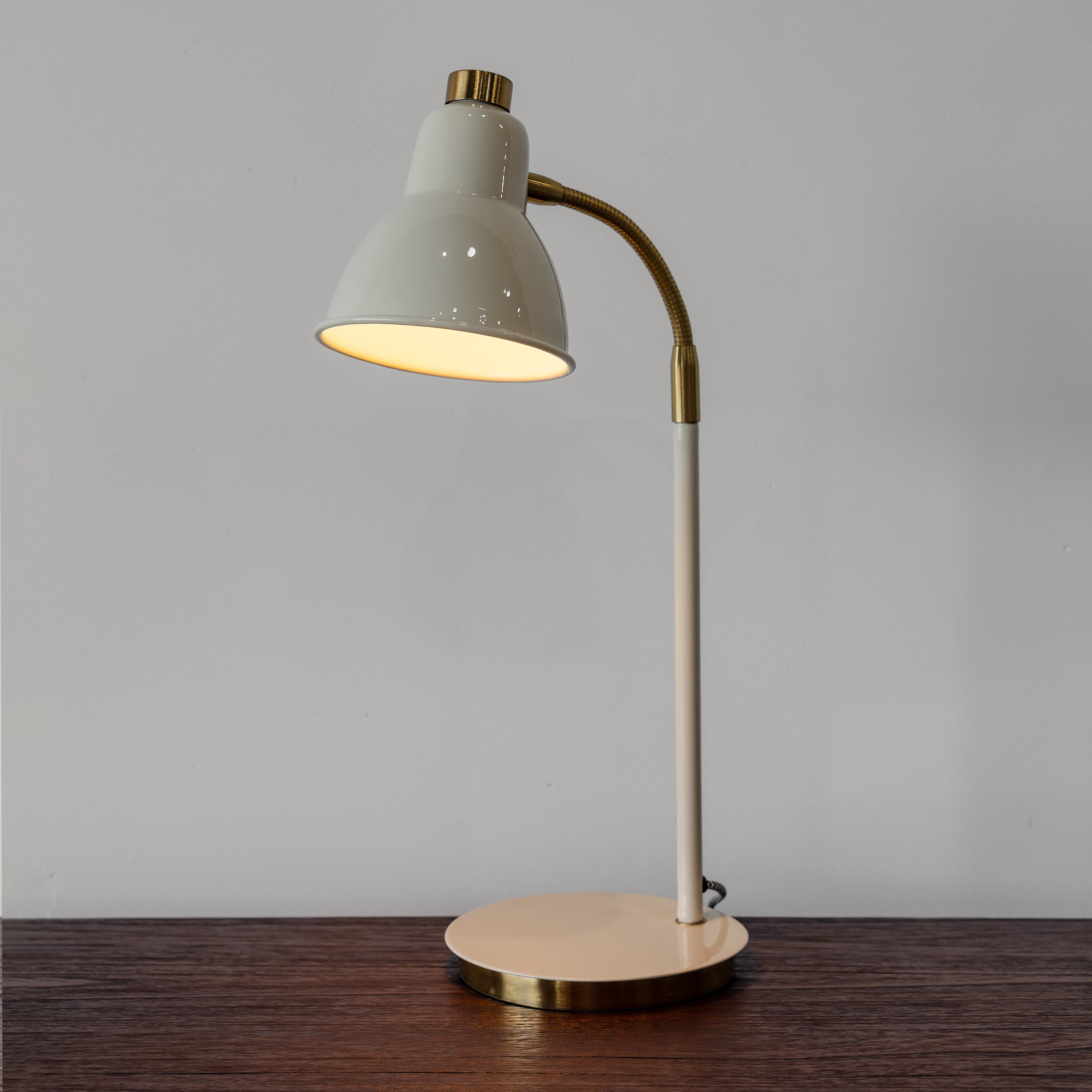 Celeste Lamp - Putty