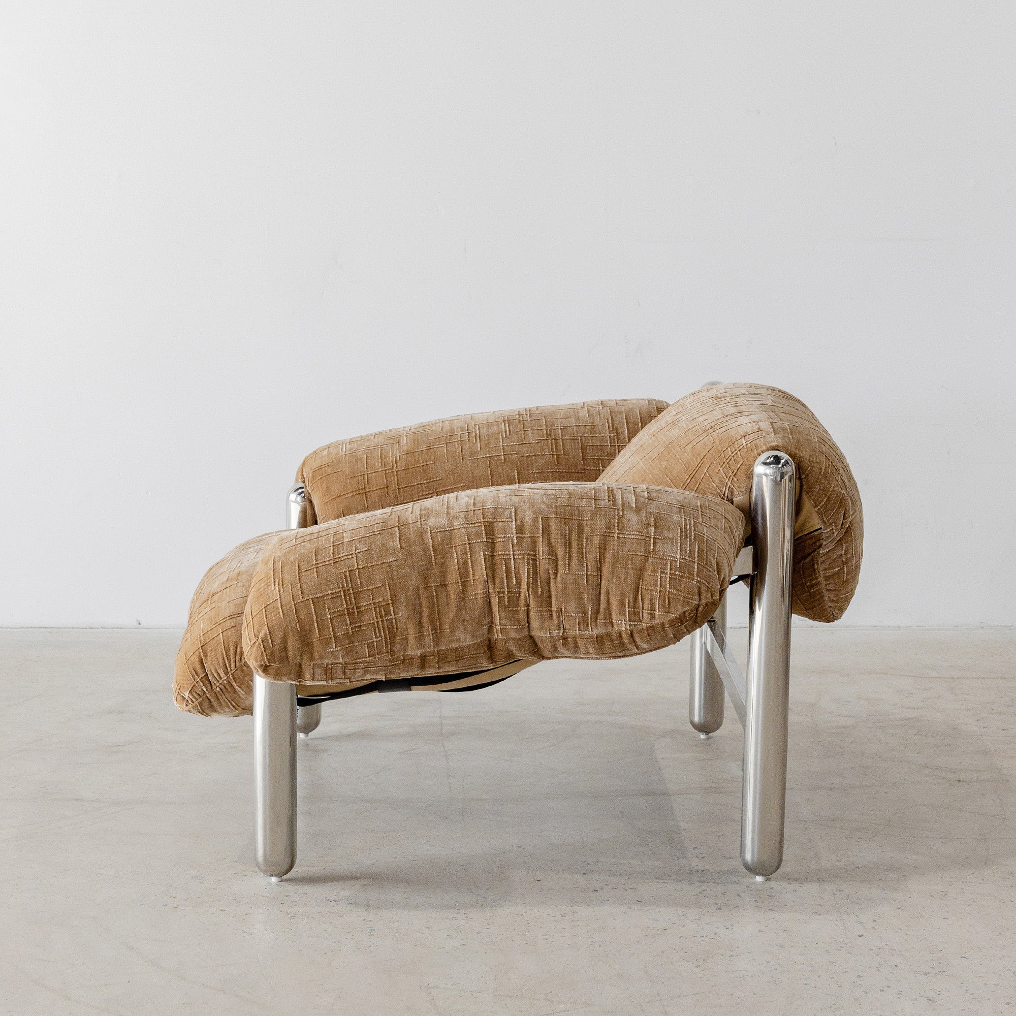 Raf Armchair - Goldie