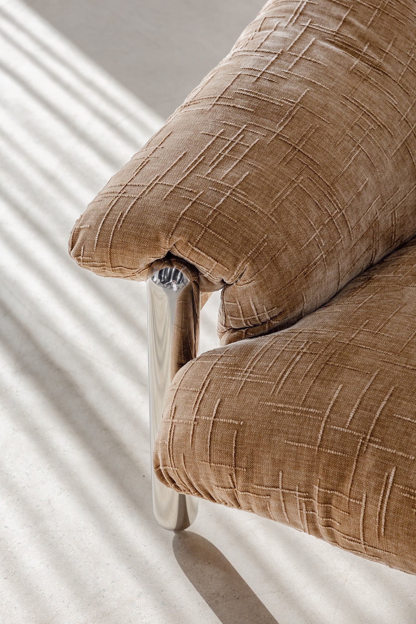 Raf Armchair - Goldie