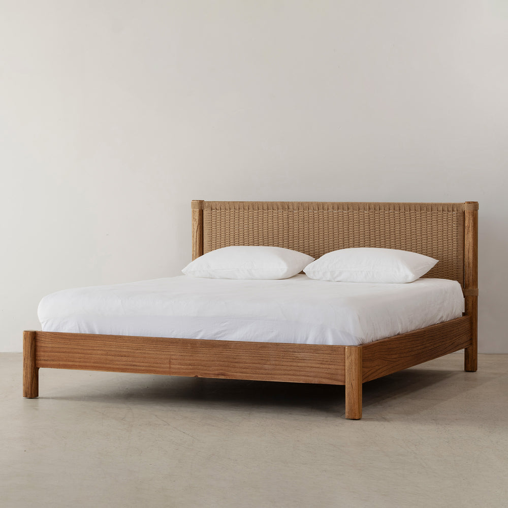 Holly Bed - Antique Mindi