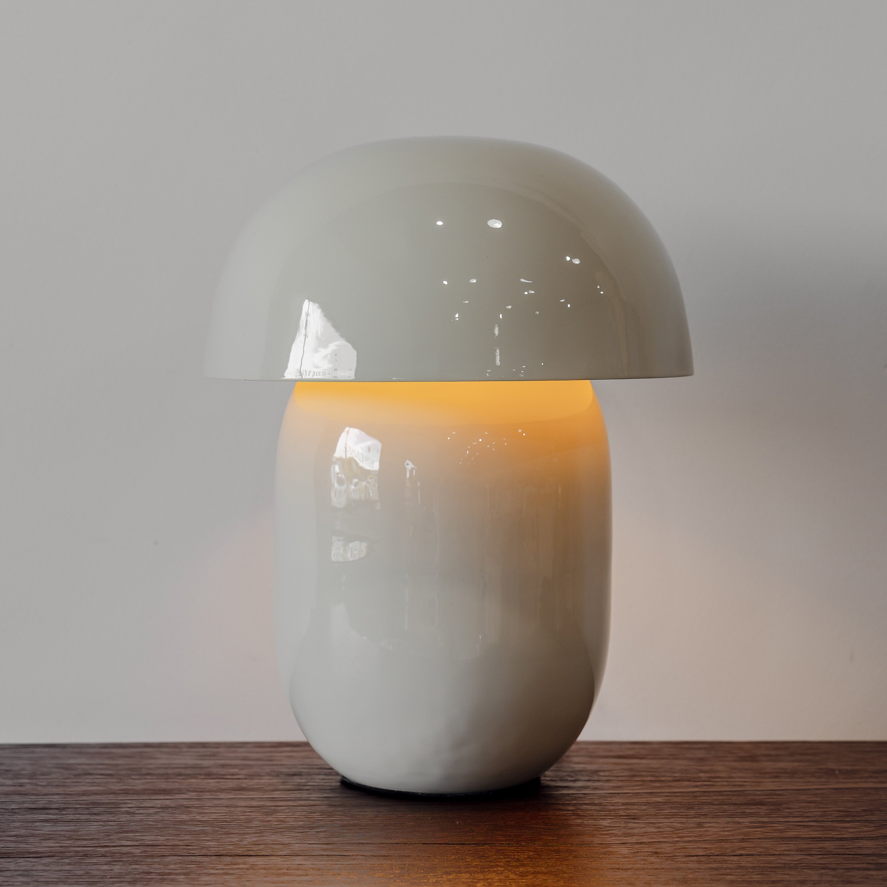 Jean Lamp - Putty