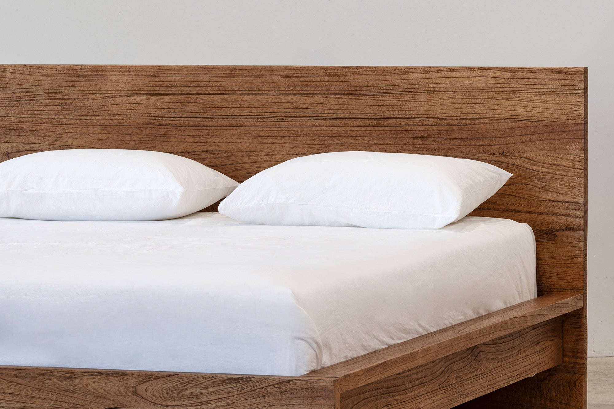 Platform Bed - Antique Mindi