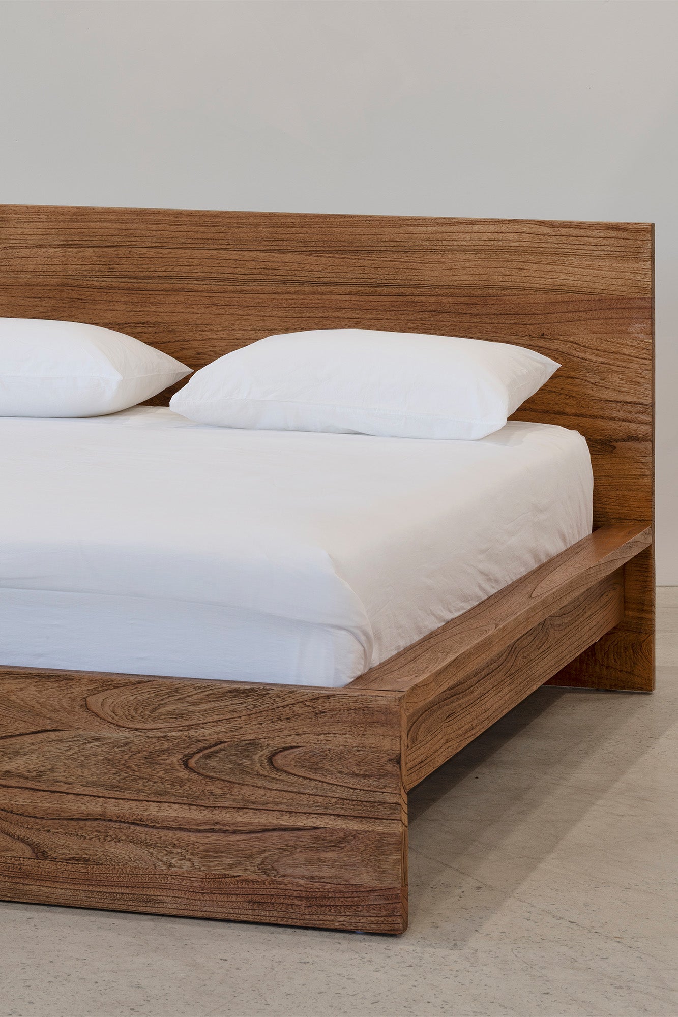 Platform Bed - Antique Mindi