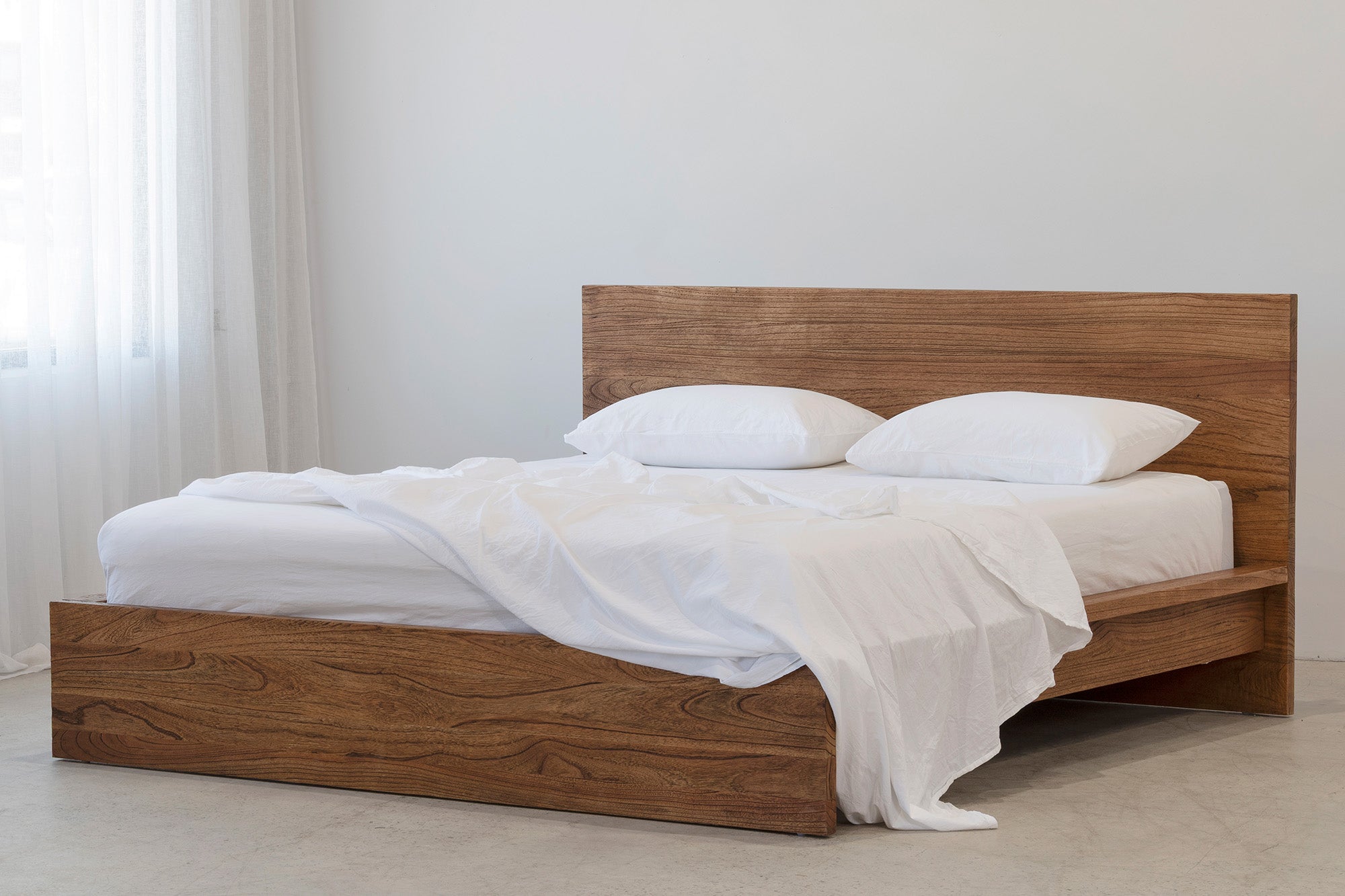 Platform Bed - Antique Mindi